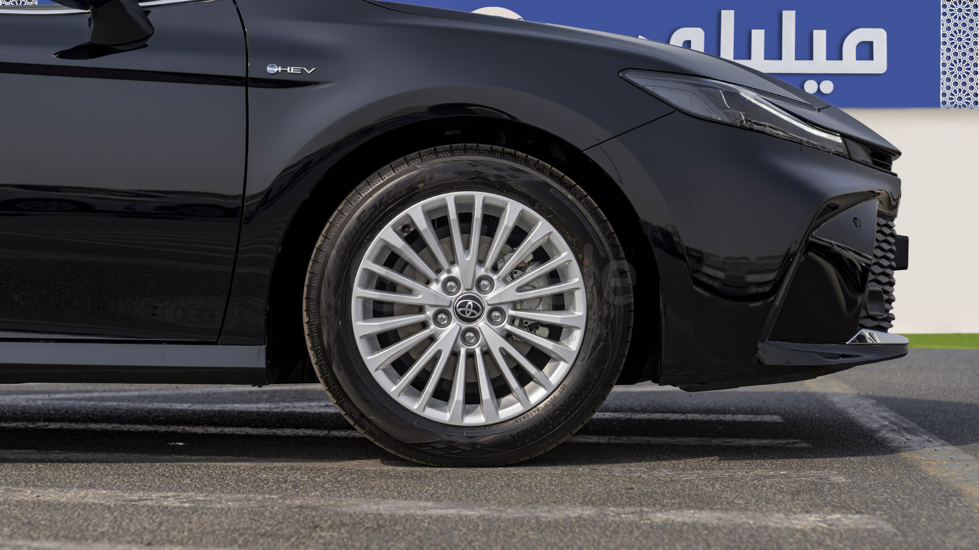 
(LHD) TOYOTA CAMRY LE 2.5PHEV AT MY2025 – BLACK full									