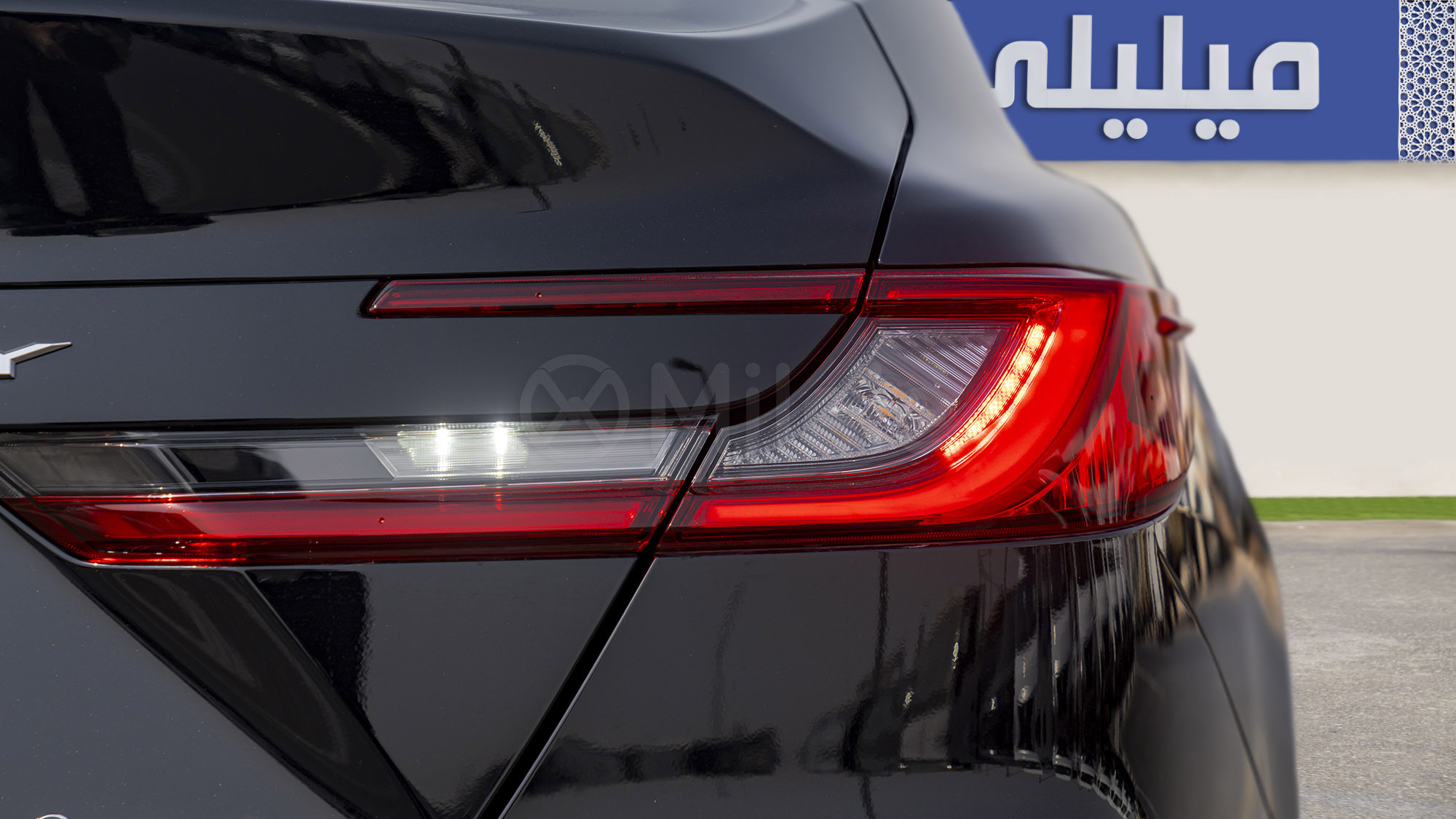 
(LHD) TOYOTA CAMRY LE 2.5PHEV AT MY2025 – BLACK full									