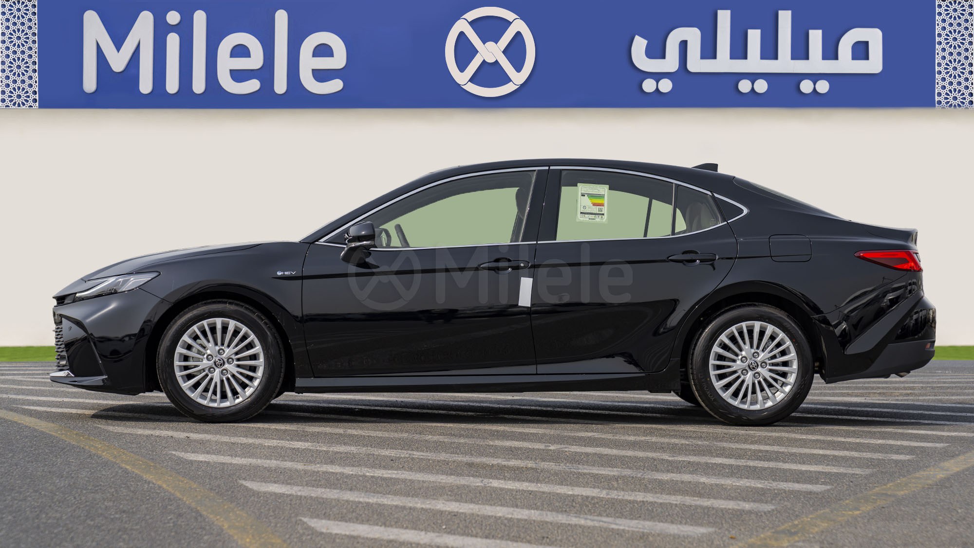 
(LHD) TOYOTA CAMRY LE 2.5PHEV AT MY2025 – BLACK full									
