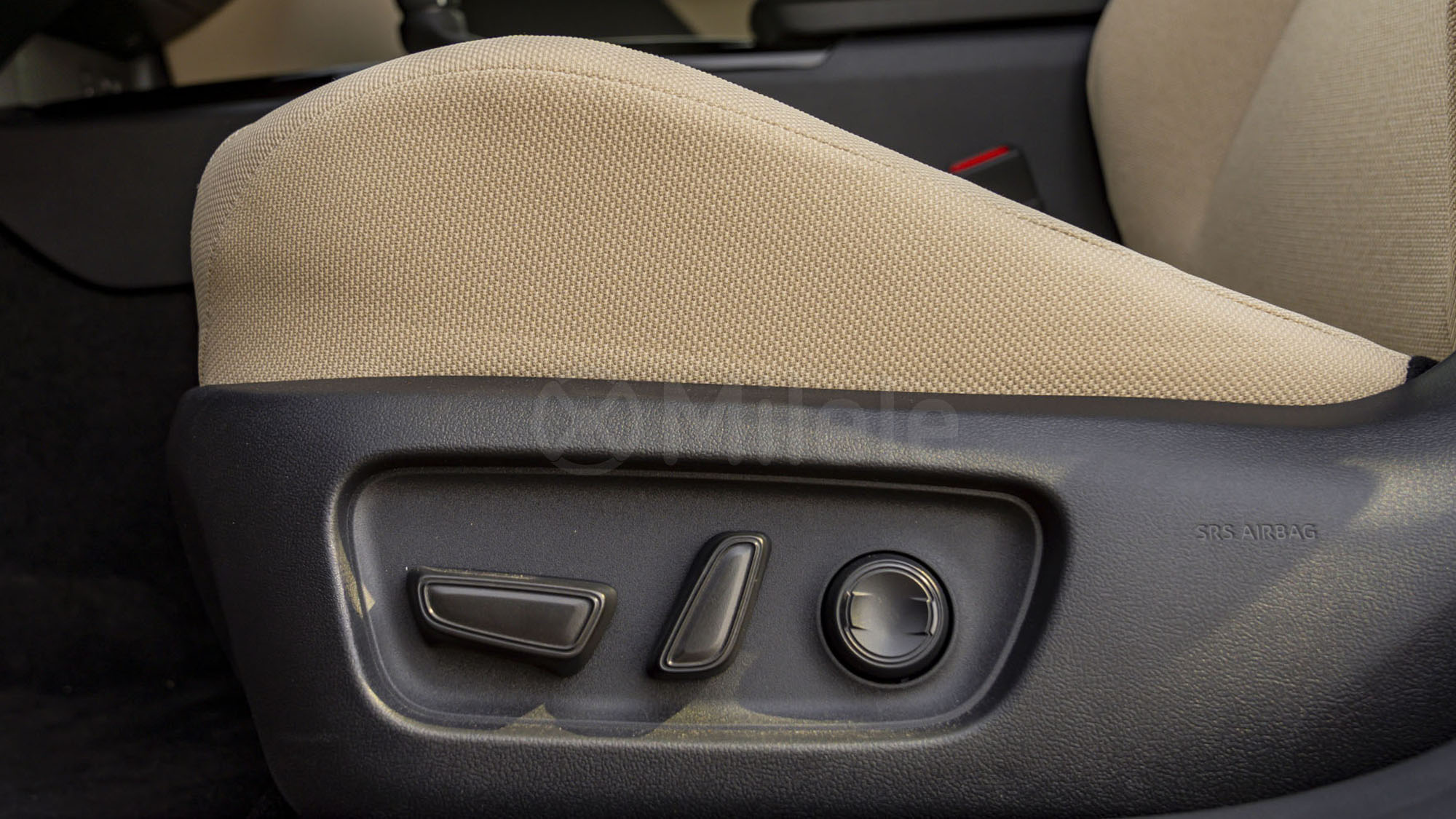
(LHD) TOYOTA CAMRY LE 2.5PHEV AT MY2025 – BLACK full									