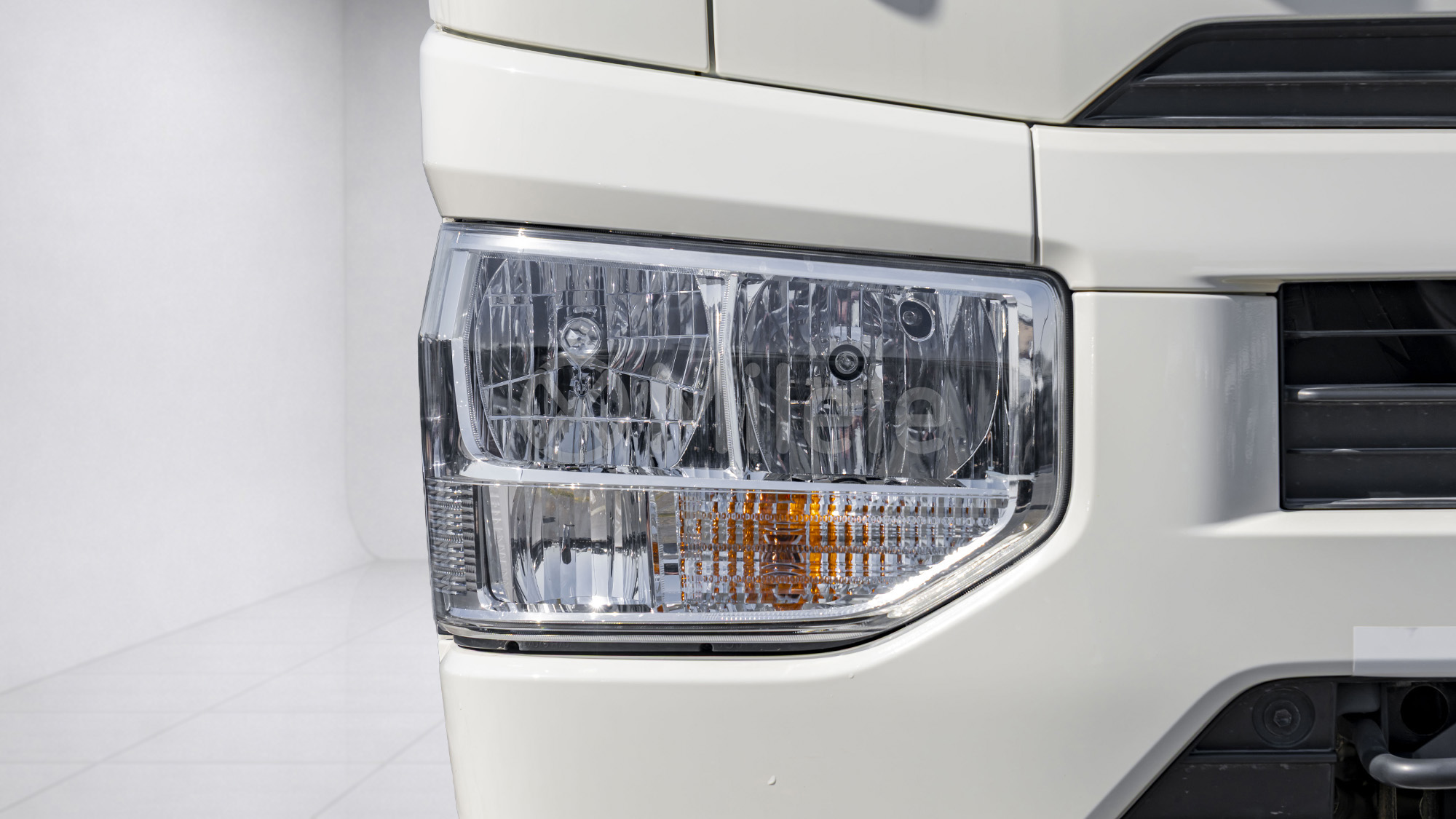 
(LHD) TOYOTA COASTER 2.7P MT RWD MY2025 – WHITE full									