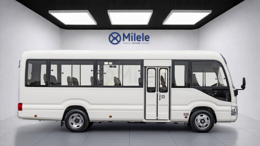 (LHD) TOYOTA COASTER DLX 4.0D MT MY2025 – WHITE