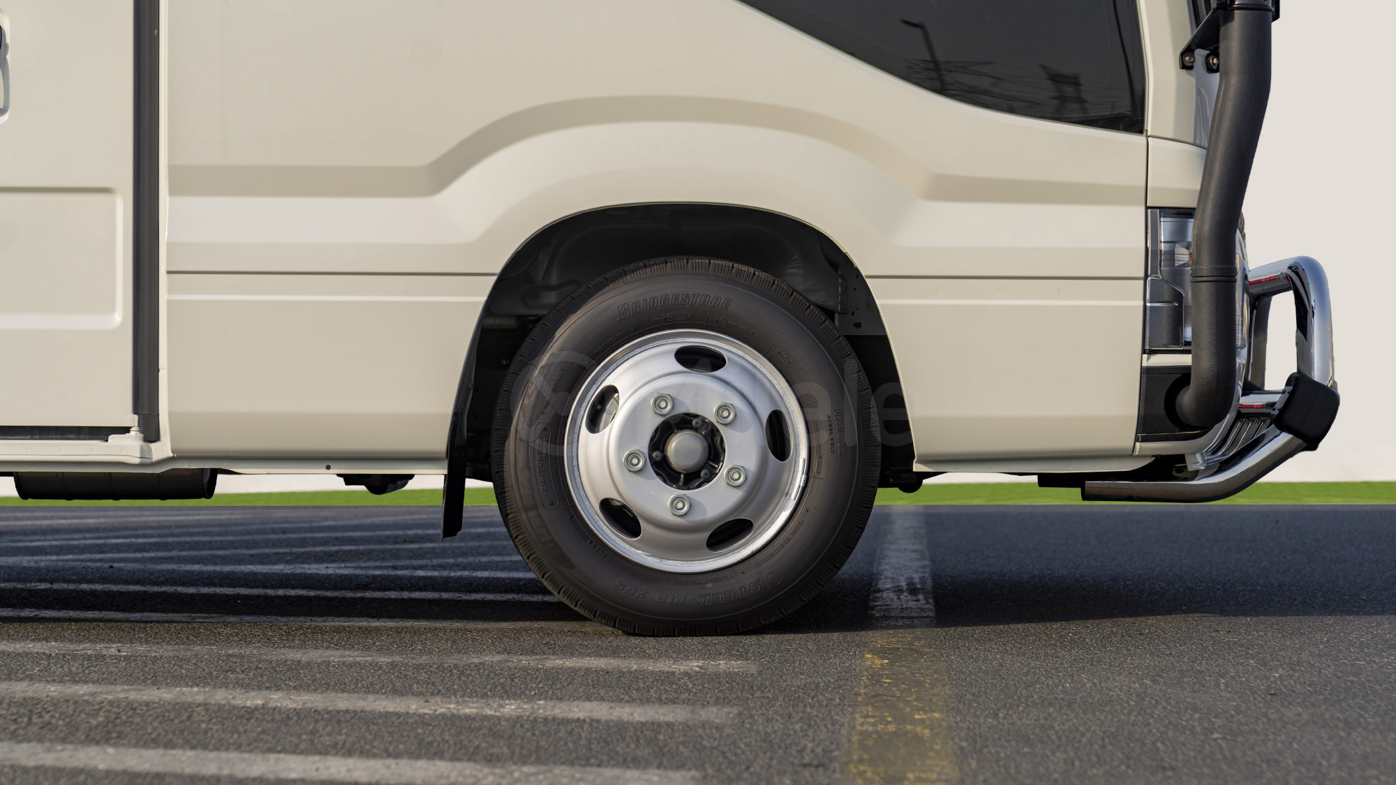 
(LHD) TOYOTA COASTER 4.2D MT RWD 30 SEATER MY2025 – WHITE full									