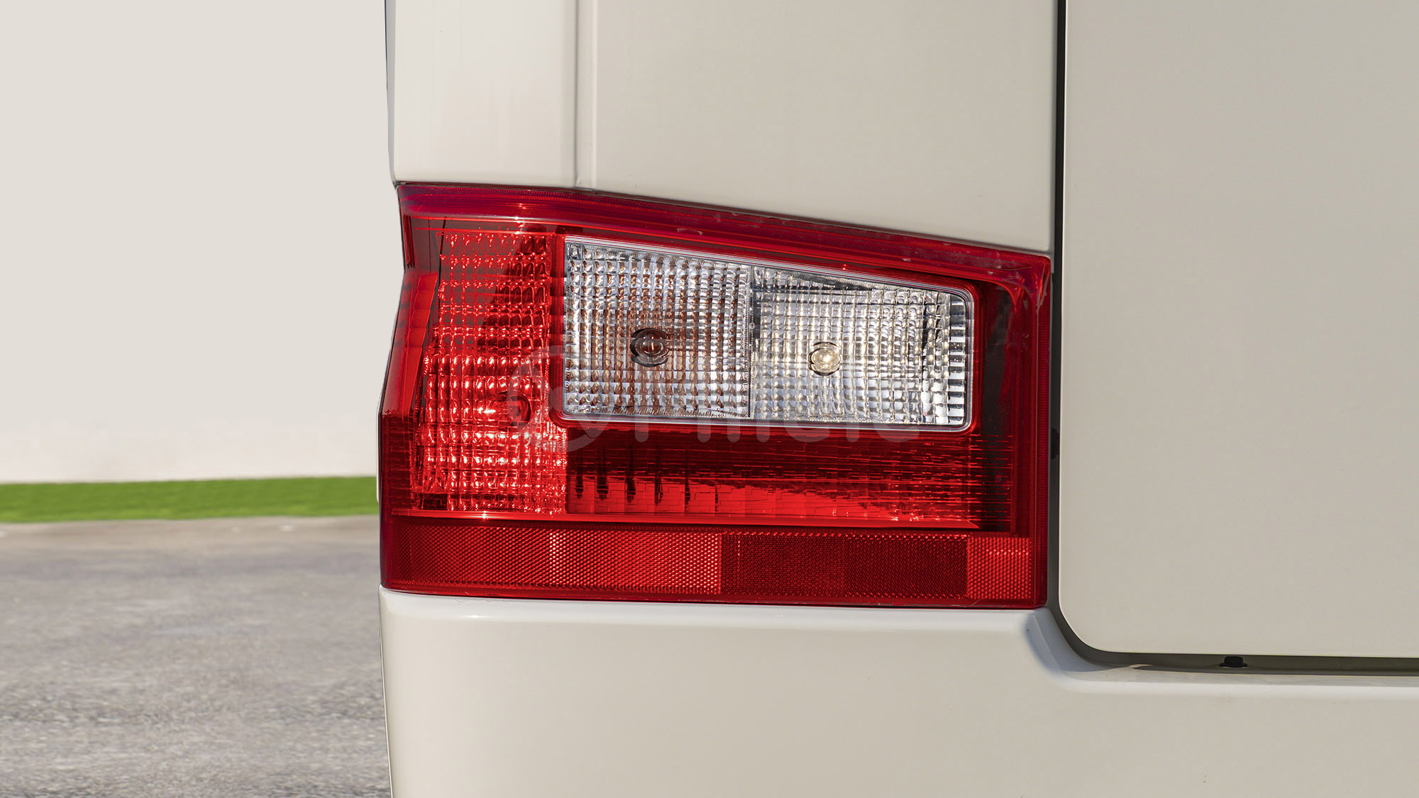 
(LHD) TOYOTA COASTER 4.2D MT RWD 30 SEATER MY2025 – WHITE full									