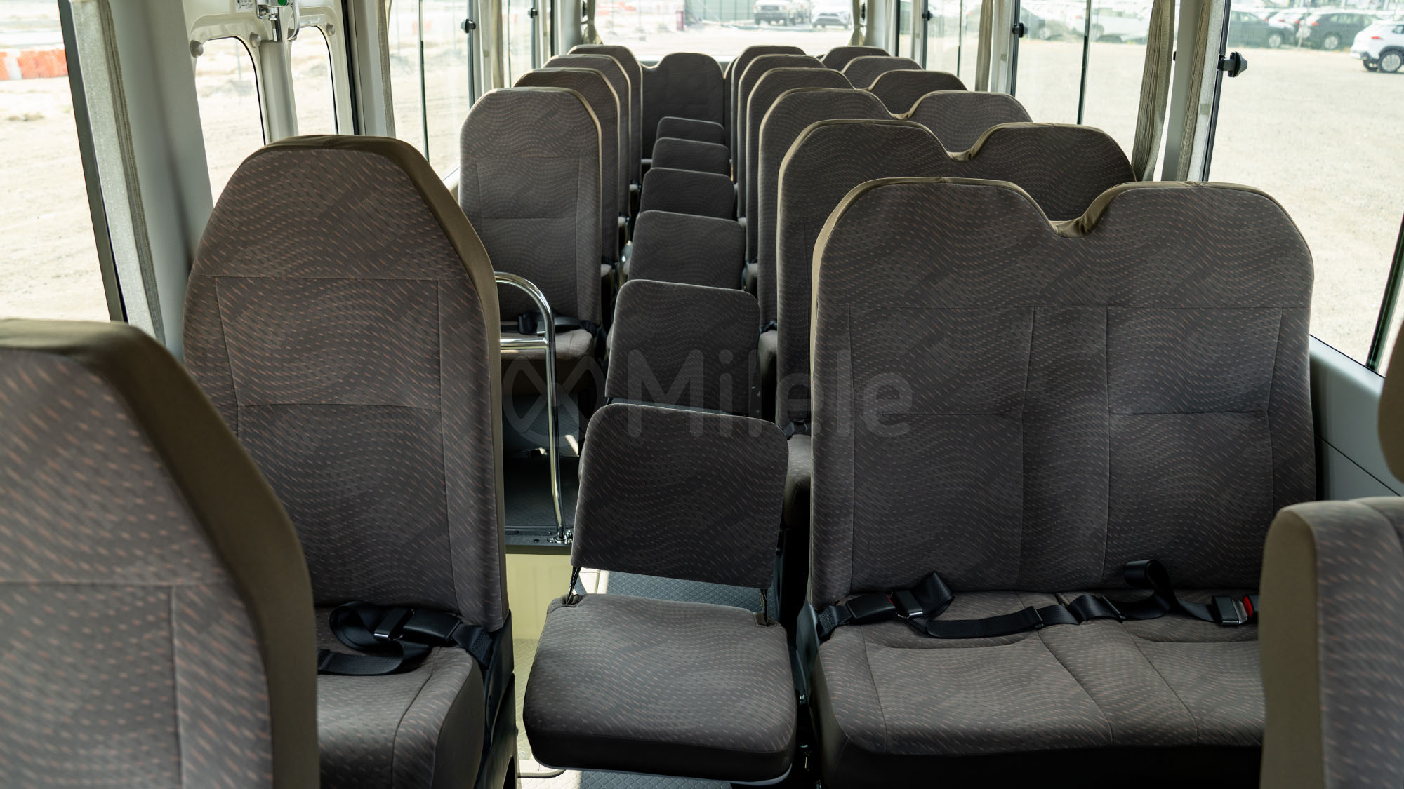 
(LHD) TOYOTA COASTER 4.2D MT RWD 30 SEATER MY2025 – WHITE full									