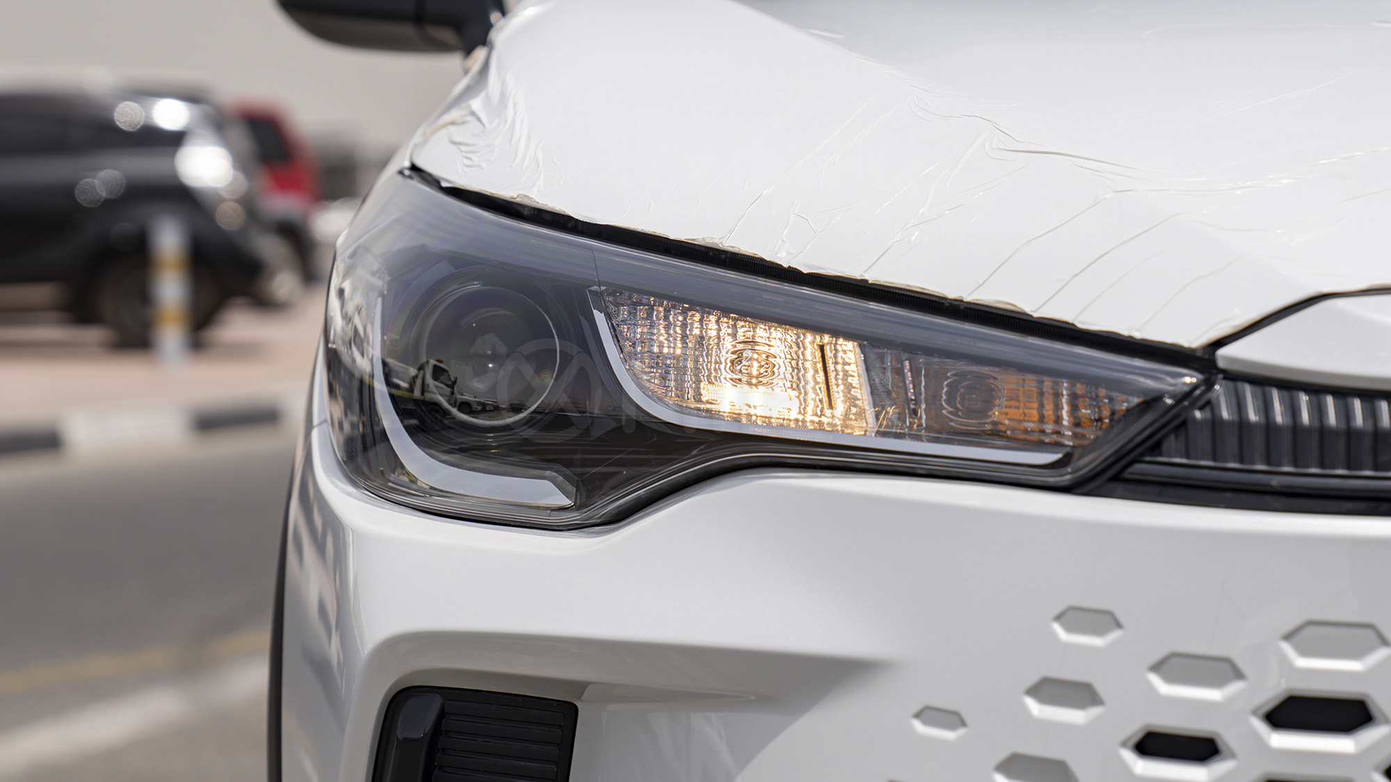 
								(LHD) TOYOTA COROLLA CROSS 1.8P AT MY2025 – WHITE full									