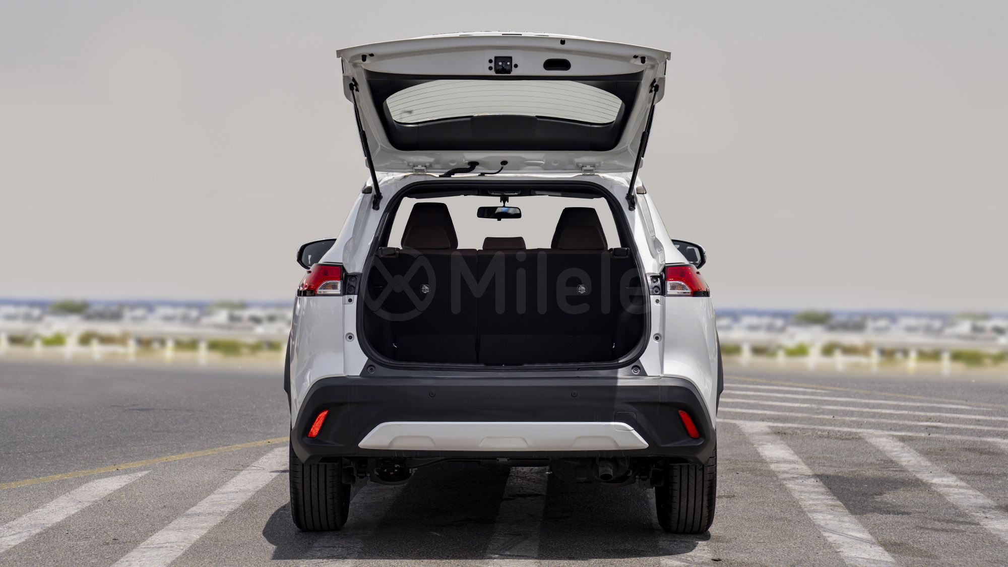 
								(LHD) TOYOTA COROLLA CROSS 1.8P AT MY2025 – WHITE full									