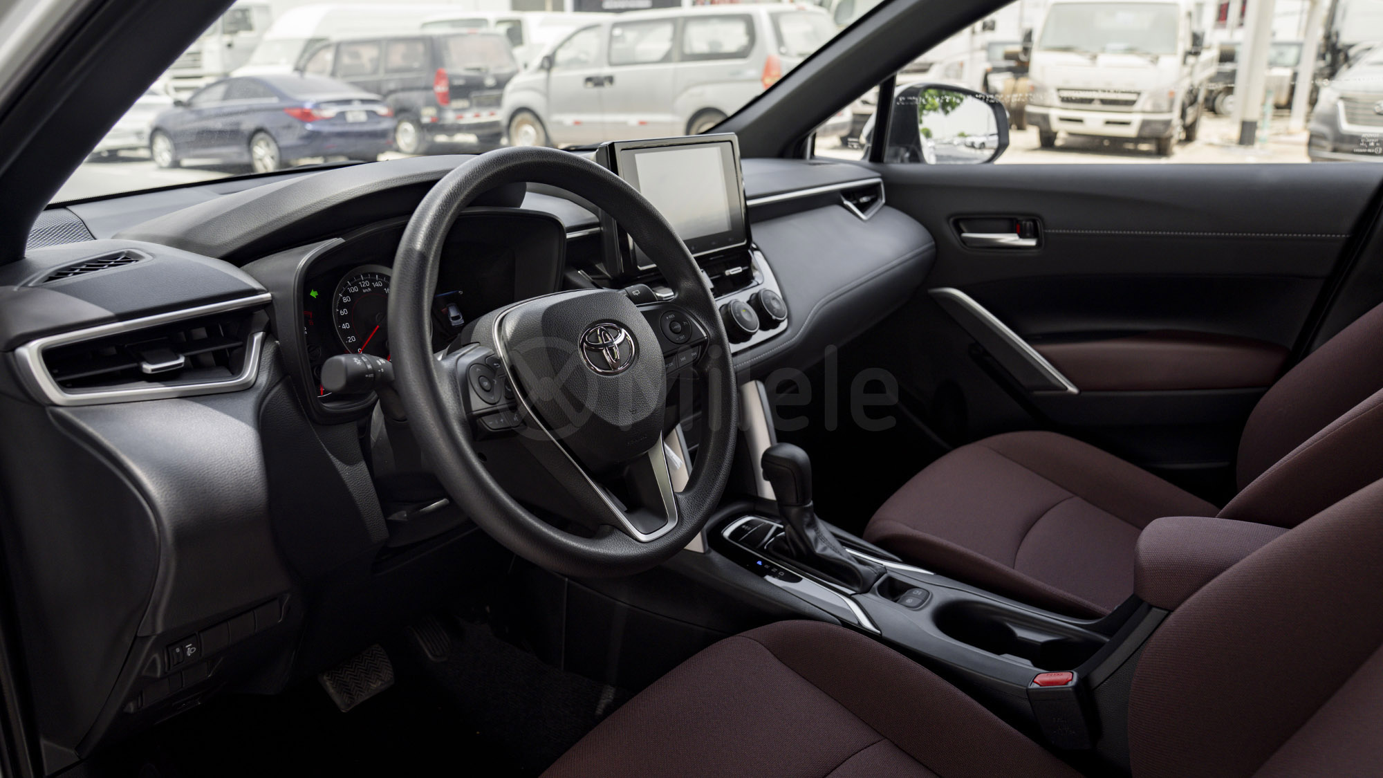 
								(LHD) TOYOTA COROLLA CROSS 1.8P AT MY2025 – WHITE full									