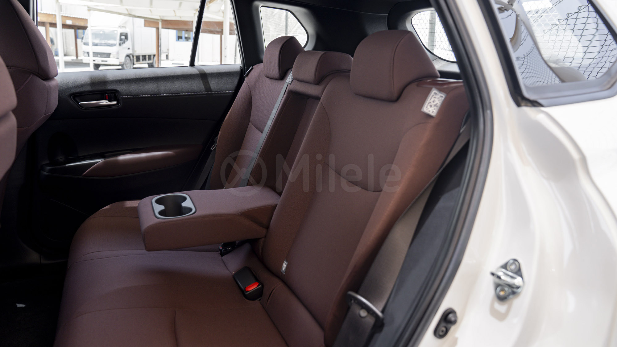 
								(LHD) TOYOTA COROLLA CROSS 1.8P AT MY2025 – WHITE full									