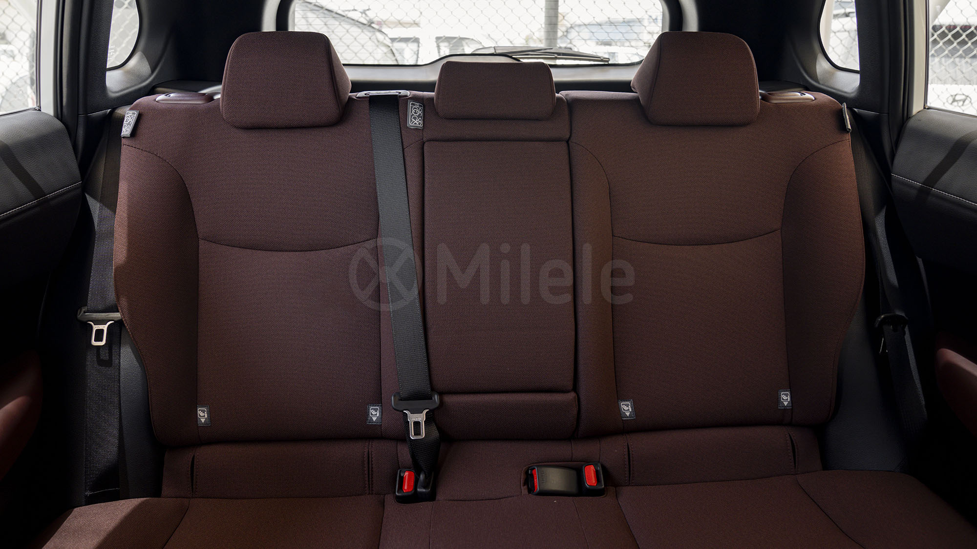 
								(LHD) TOYOTA COROLLA CROSS 1.8P AT MY2025 – WHITE full									