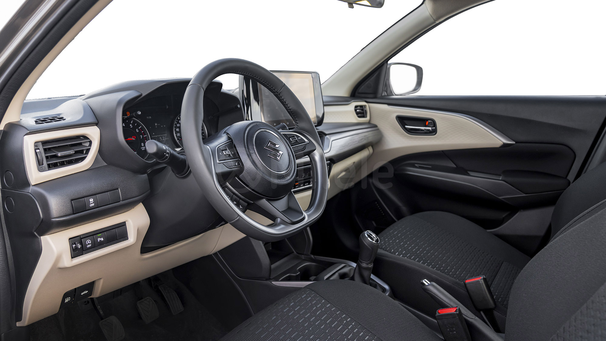 
(LHD) SUZUKI DZIRE GLX 1.2P MT MY2026 – MET.MAGMAGRAY full									