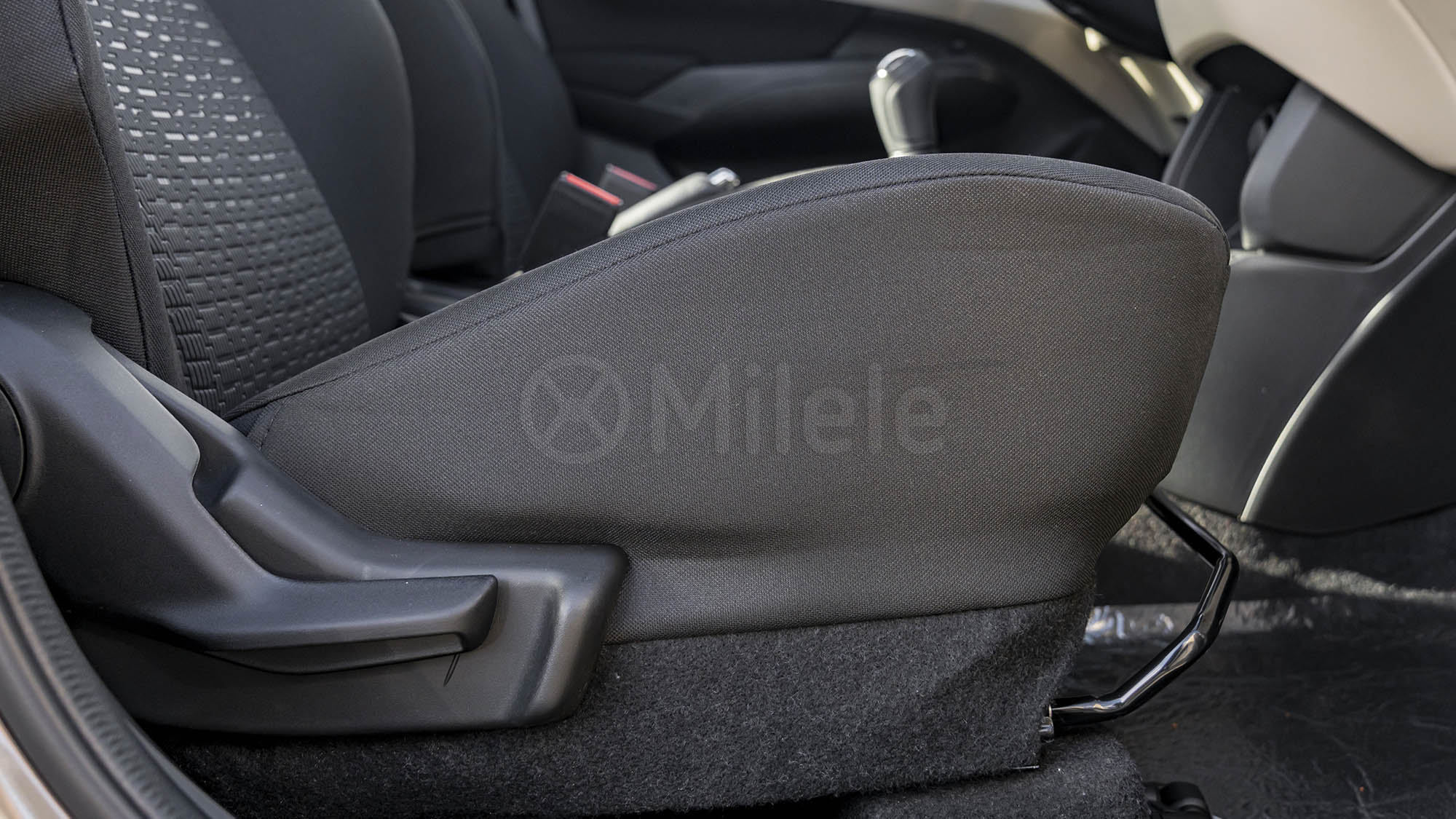 
(LHD) SUZUKI DZIRE GLX 1.2P MT MY2026 – MET.MAGMAGRAY full									