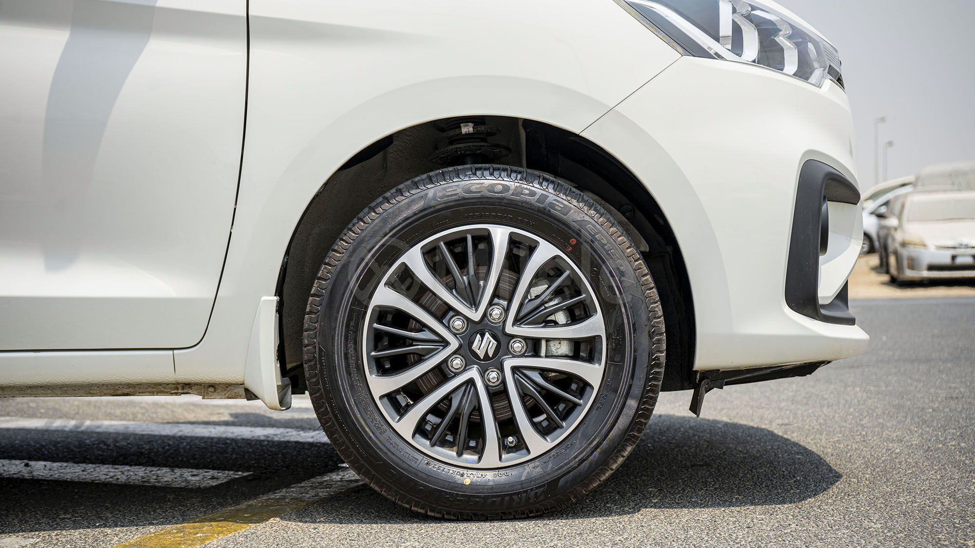 
(LHD) SUZUKI ERTIGA GLX 1.5P AT MY2025 – WHITE full									