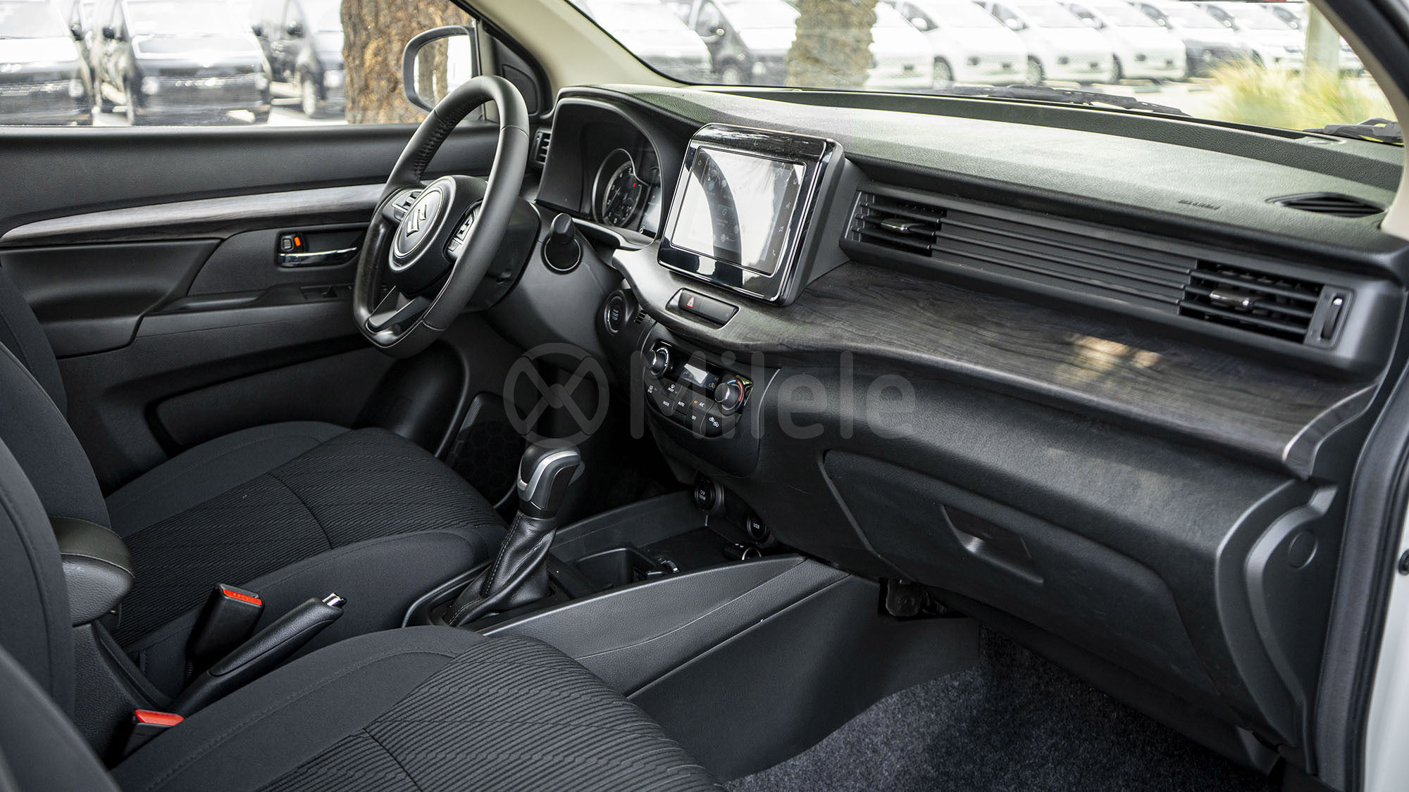 
(LHD) SUZUKI ERTIGA GLX 1.5P AT MY2025 – WHITE full									