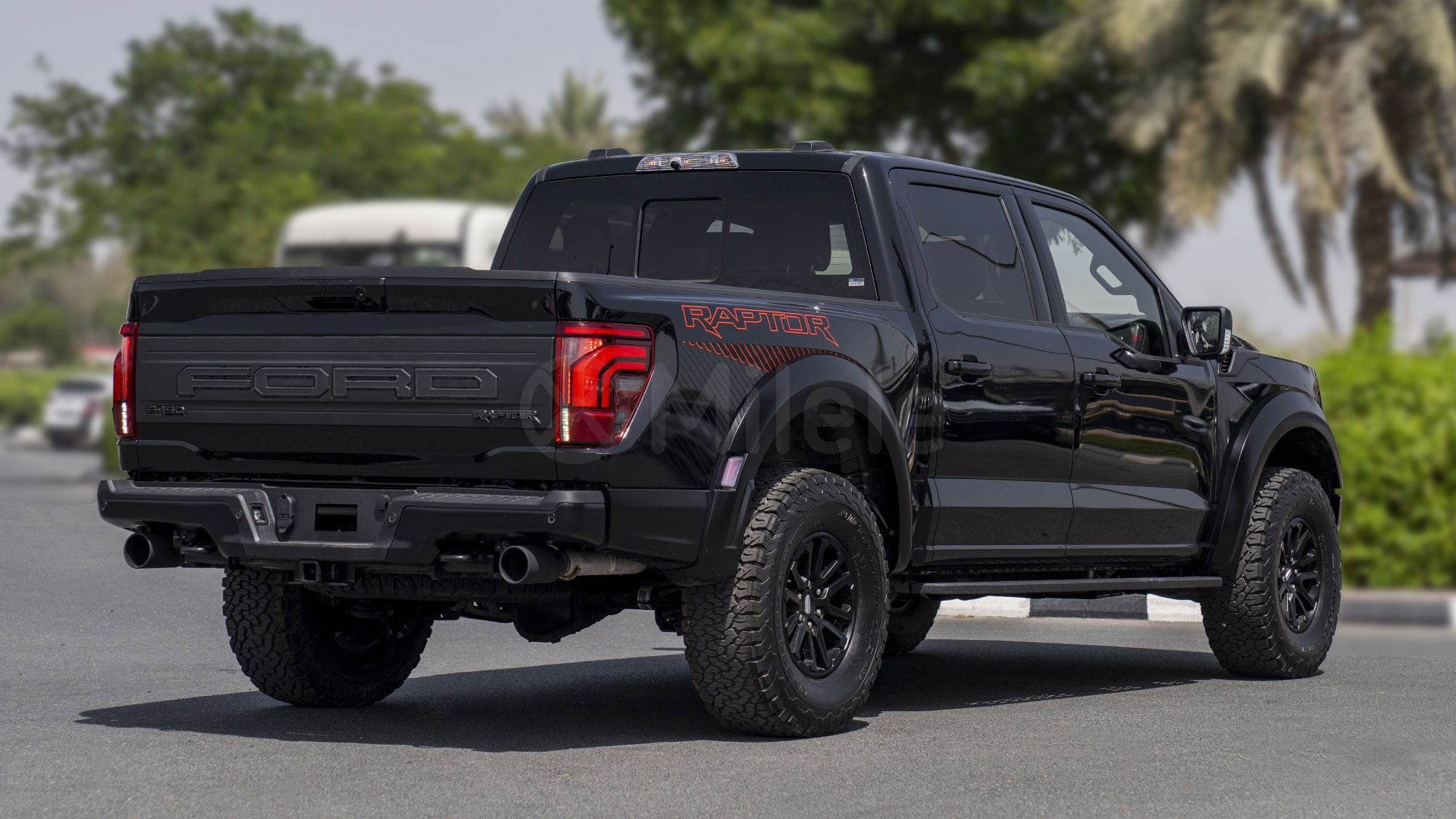 
								(LHD) FORD F-150 RAPTOR AT MY2025 – BLACK full									