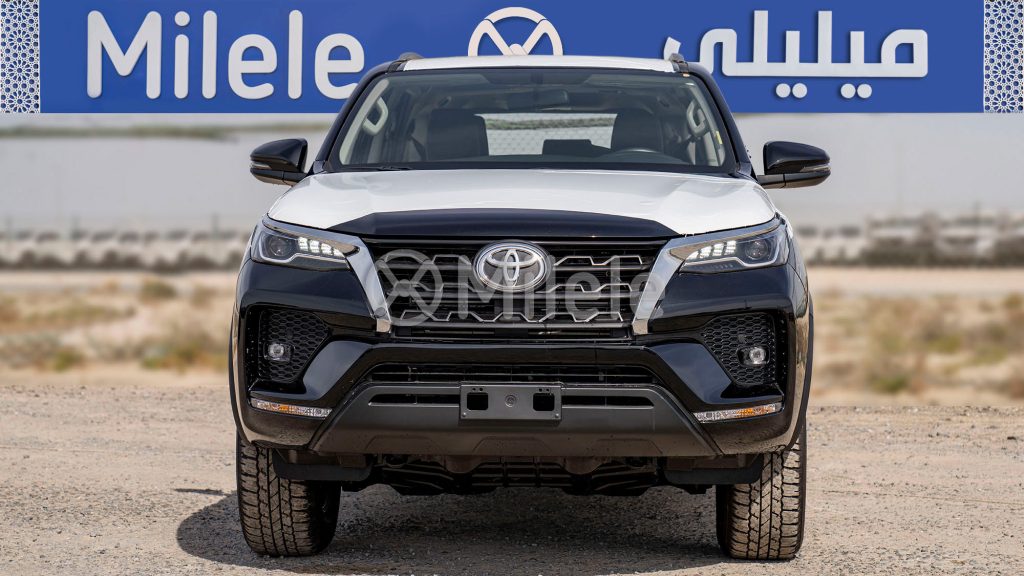 (LHD) TOYOTA FORTUNER 2.4D AT 4X4 MY2026 – BLACK