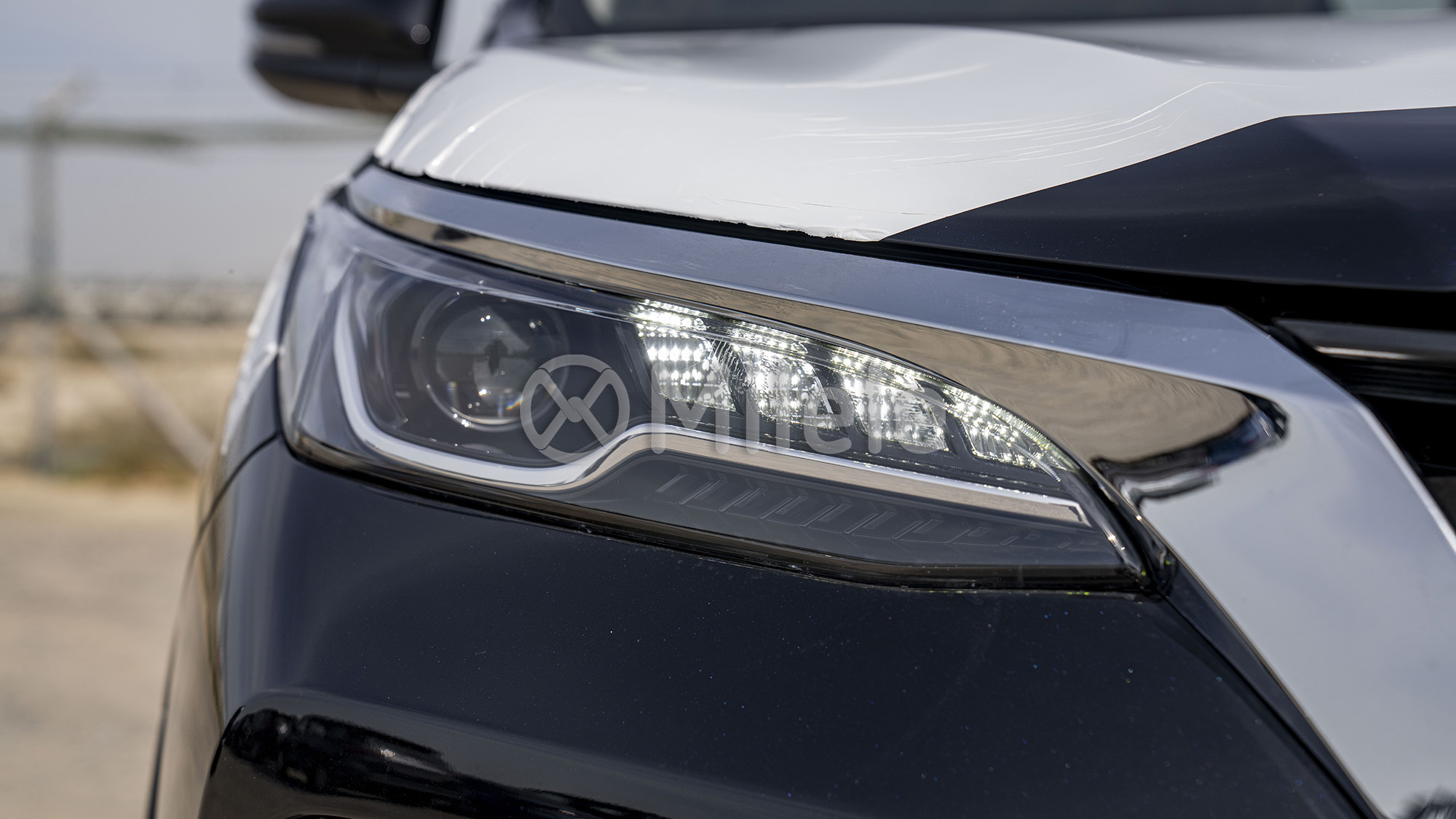 
								(LHD) TOYOTA FORTUNER 2.4D AT 4X4 MY2026 – BLACK full									