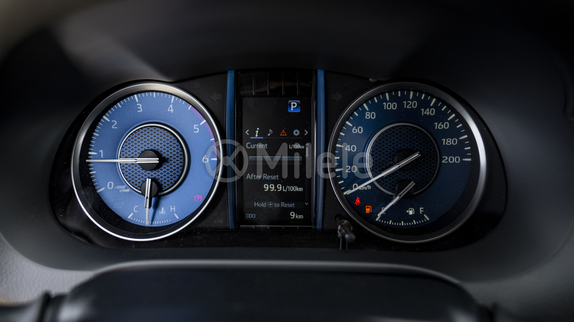 
								(LHD) TOYOTA FORTUNER 2.4D AT 4X4 MY2026 – BLACK full									