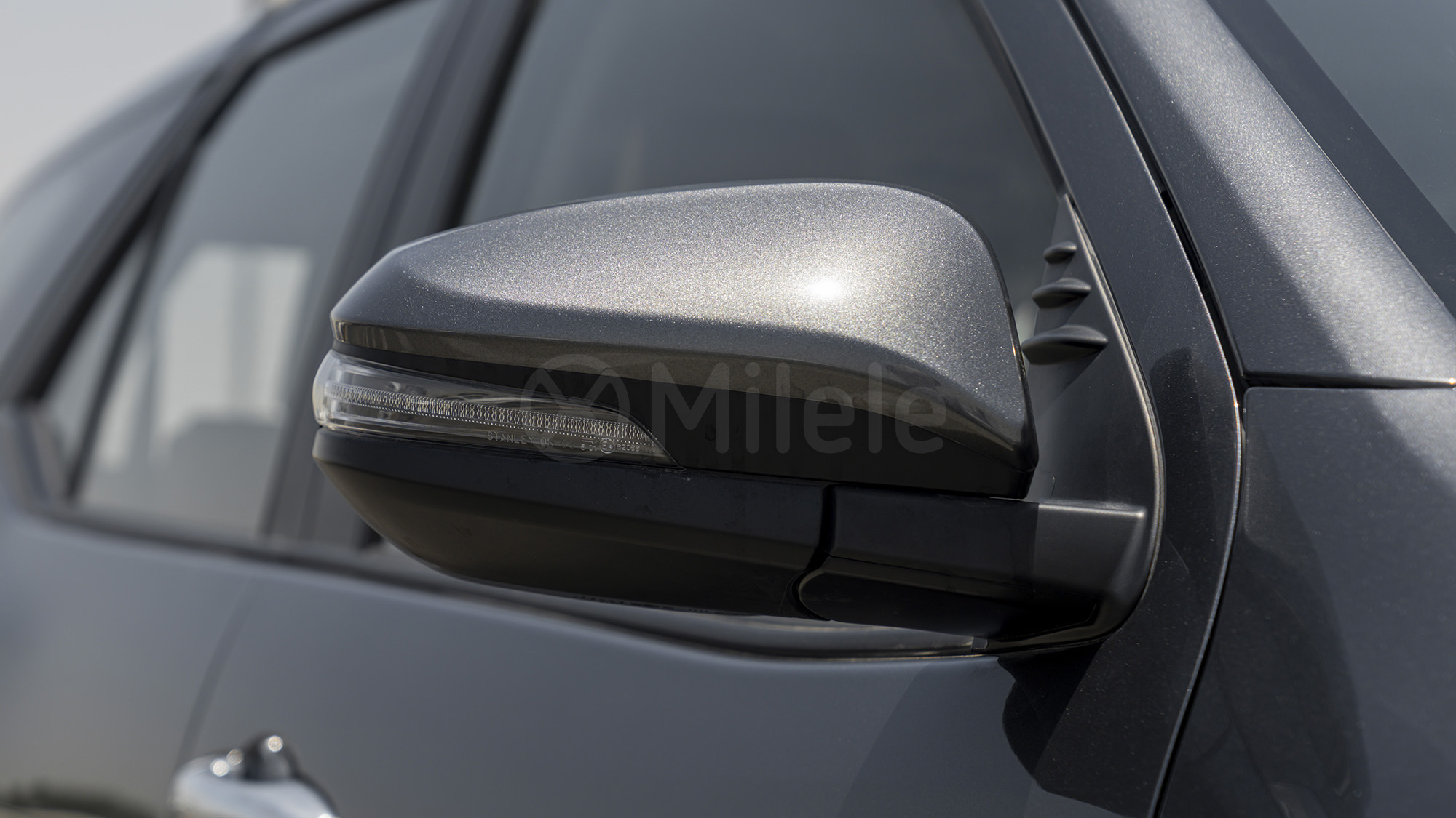 
								(LHD) TOYOTA FORTUNER EXR 2.7P AT MY2025 – GREY full									
