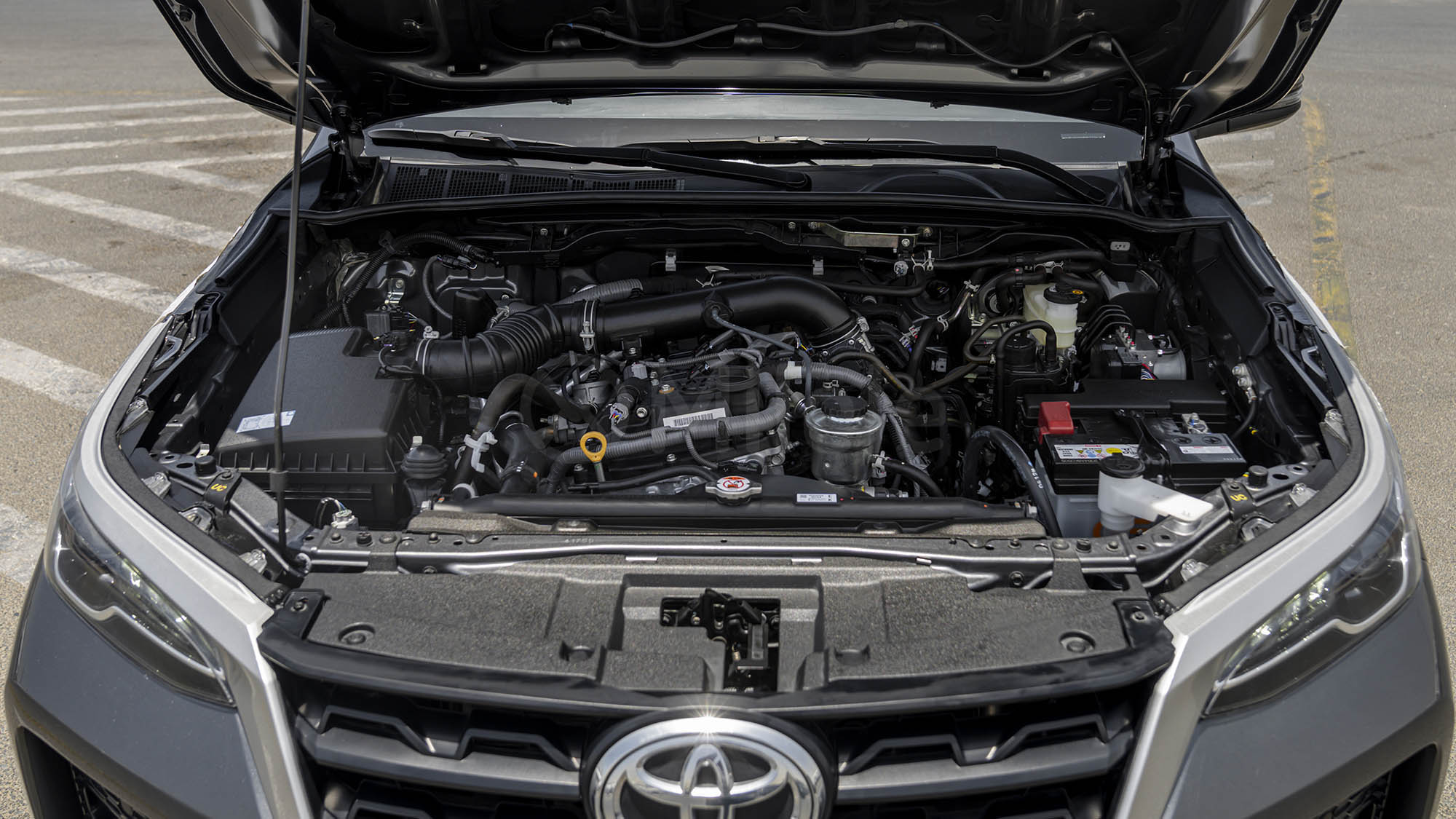 
								(LHD) TOYOTA FORTUNER EXR 2.7P AT MY2025 – GREY full									