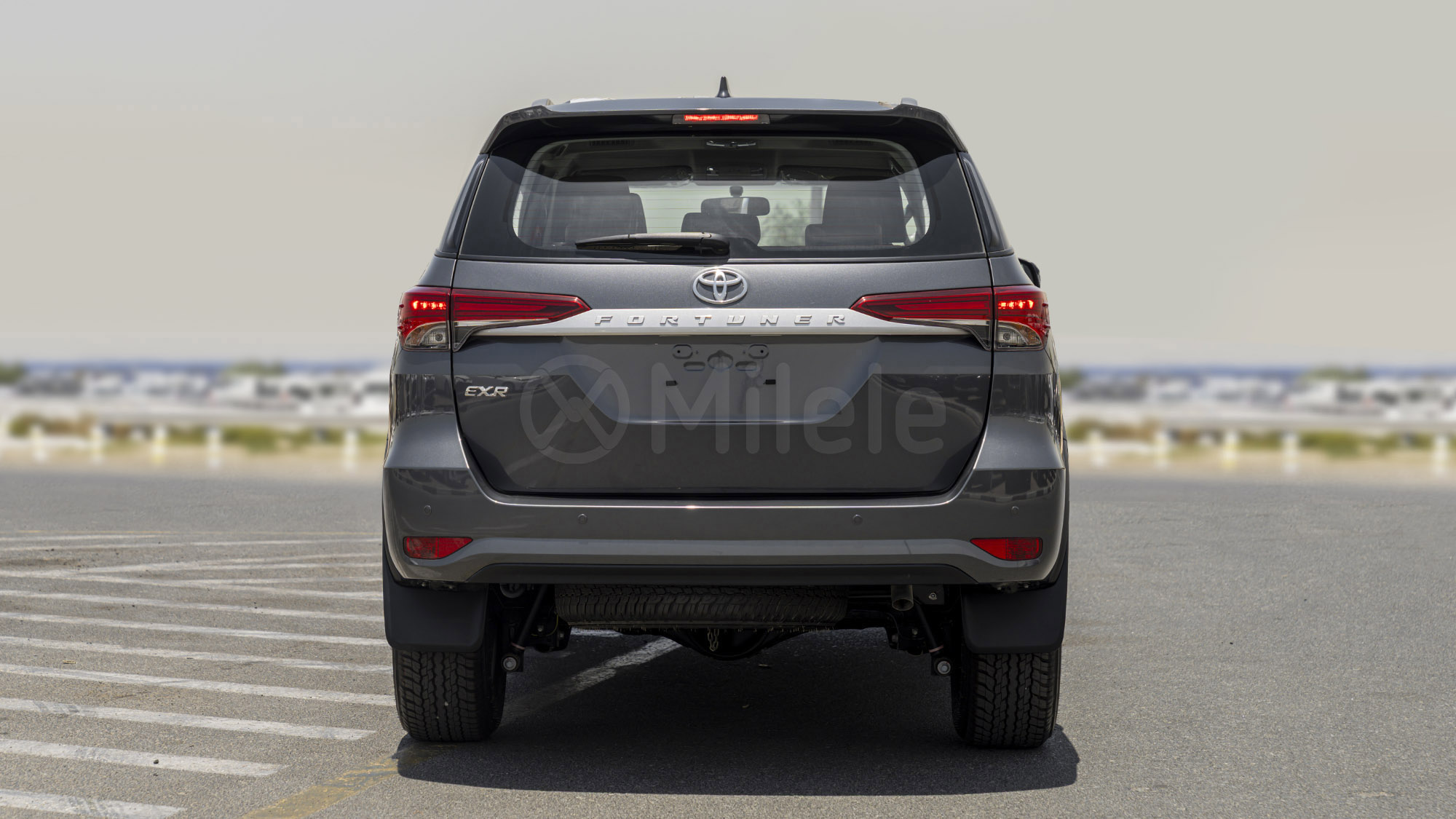 
								(LHD) TOYOTA FORTUNER EXR 2.7P AT MY2025 – GREY full									
