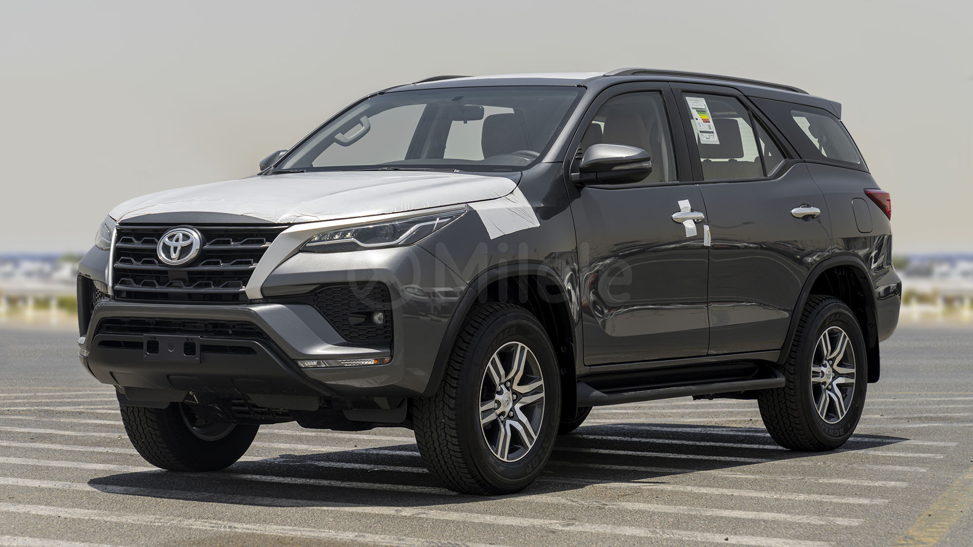 
								(LHD) TOYOTA FORTUNER EXR 2.7P AT MY2025 – GREY full									