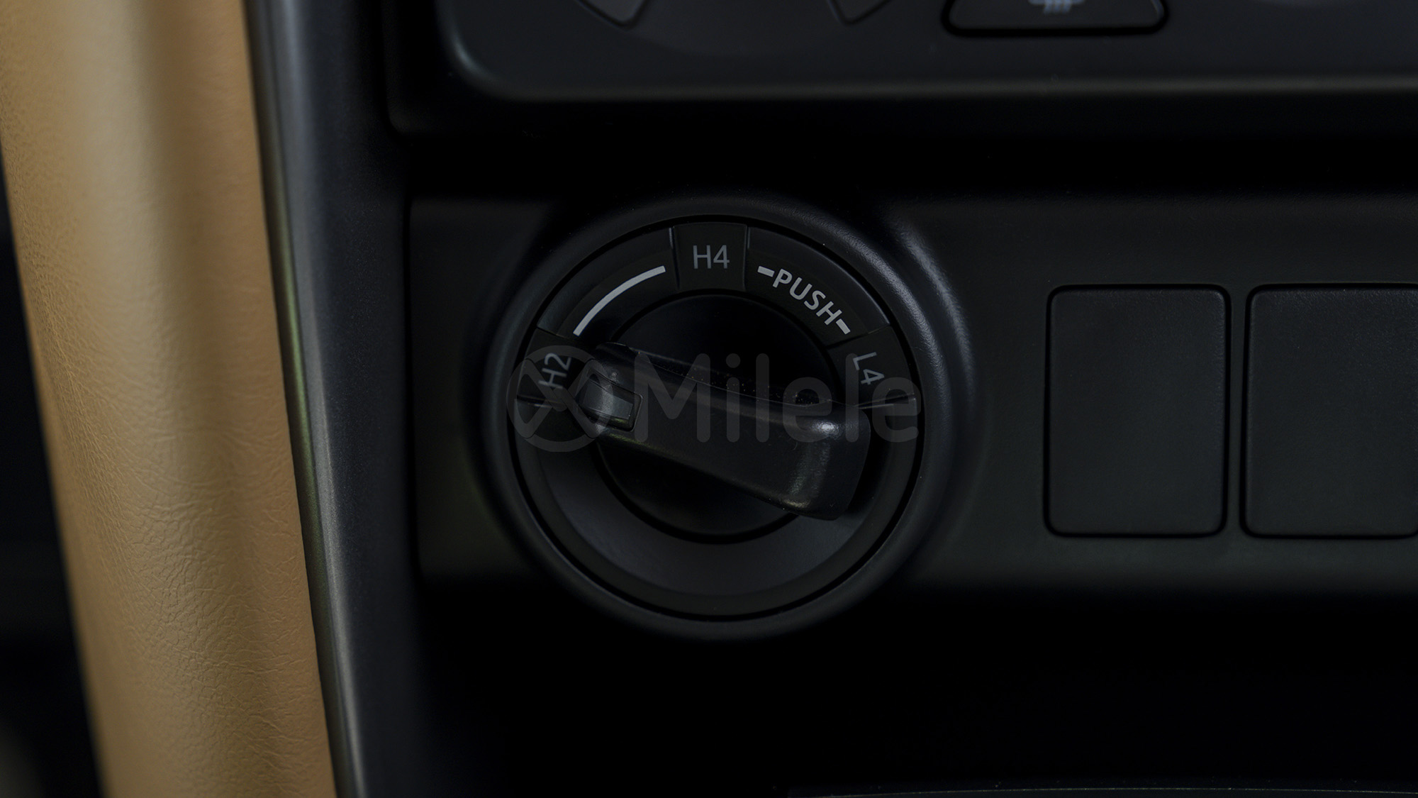 
								(LHD) TOYOTA FORTUNER EXR 2.7P AT MY2025 – GREY full									