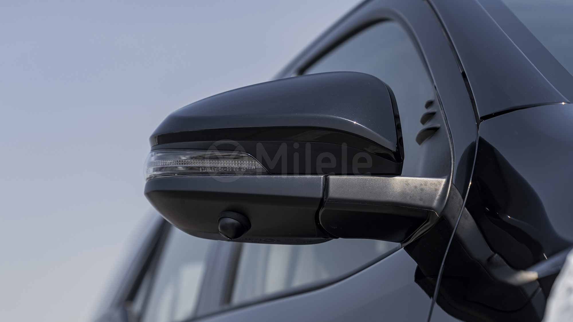 
								(LHD) TOYOTA FORTUNER EXR 2.7P AT MY2025 – BLACK full									