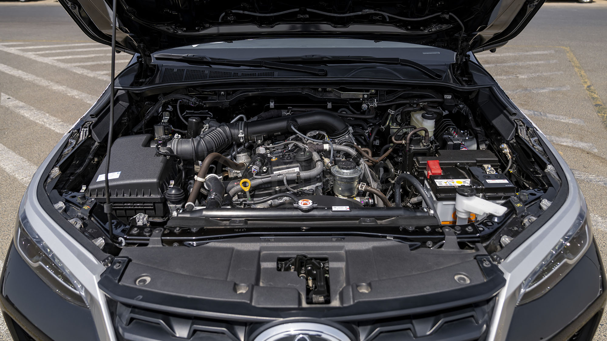 
								(LHD) TOYOTA FORTUNER EXR 2.7P AT MY2025 – BLACK full									