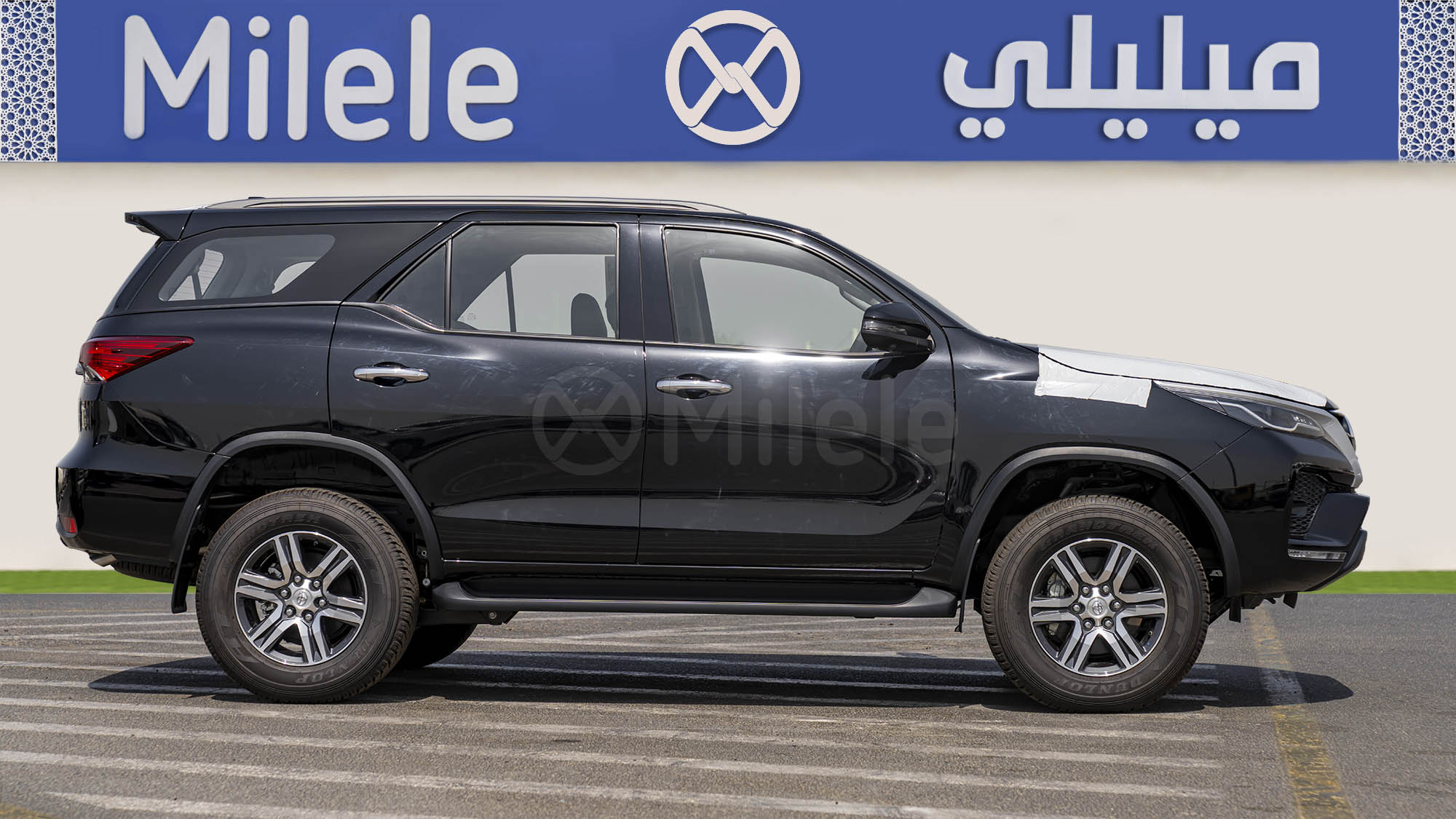 
								(LHD) TOYOTA FORTUNER EXR 2.7P AT MY2025 – BLACK full									