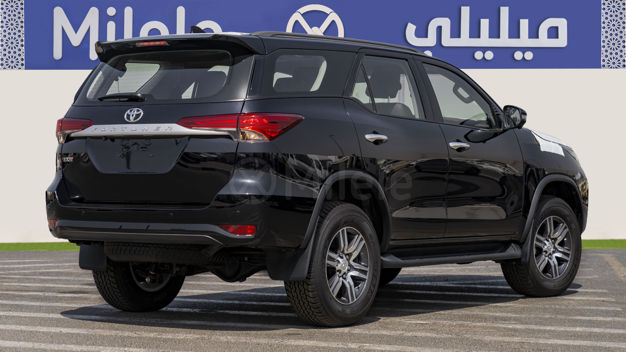 
								(LHD) TOYOTA FORTUNER EXR 2.7P AT MY2025 – BLACK full									