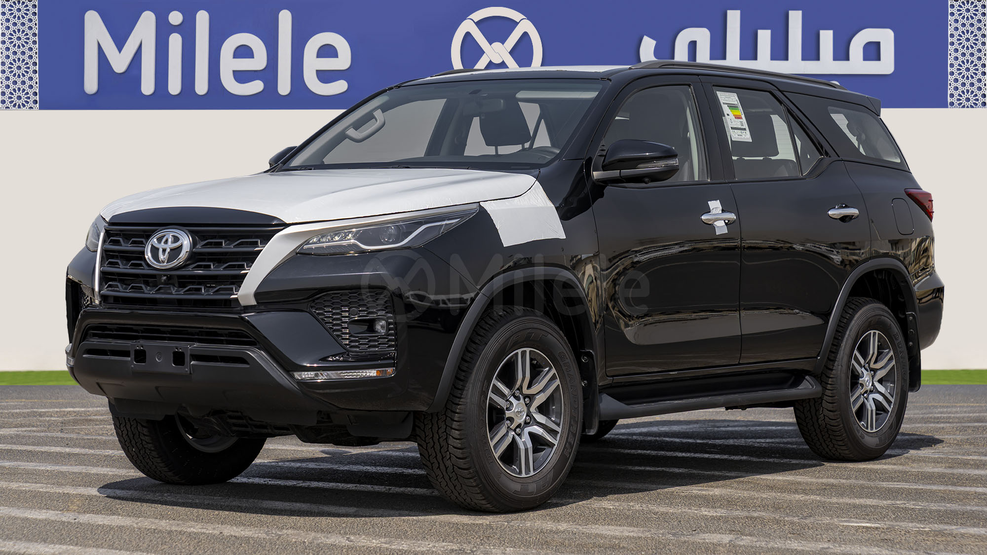 
								(LHD) TOYOTA FORTUNER EXR 2.7P AT MY2025 – BLACK full									