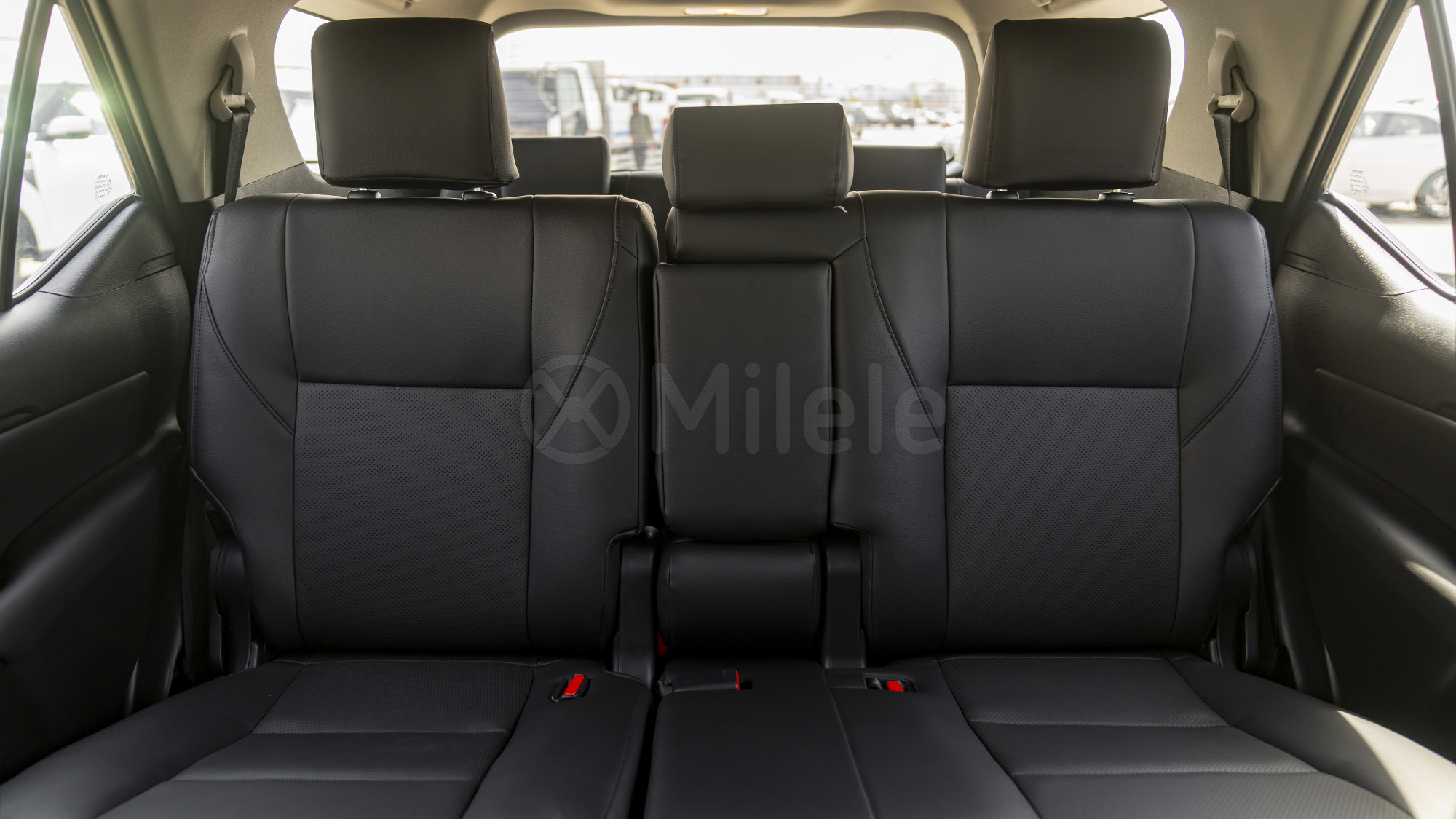 
								(LHD) TOYOTA FORTUNER EXR 2.7P AT MY2025 – BLACK full									