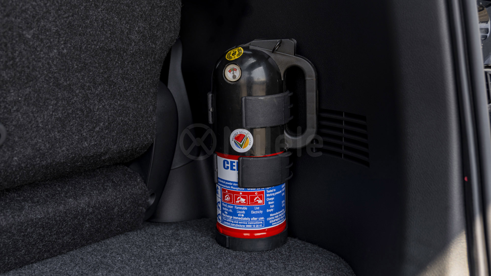 
								(LHD) TOYOTA FORTUNER 2.7P AT 4X4 MY2026 – BLACK full									