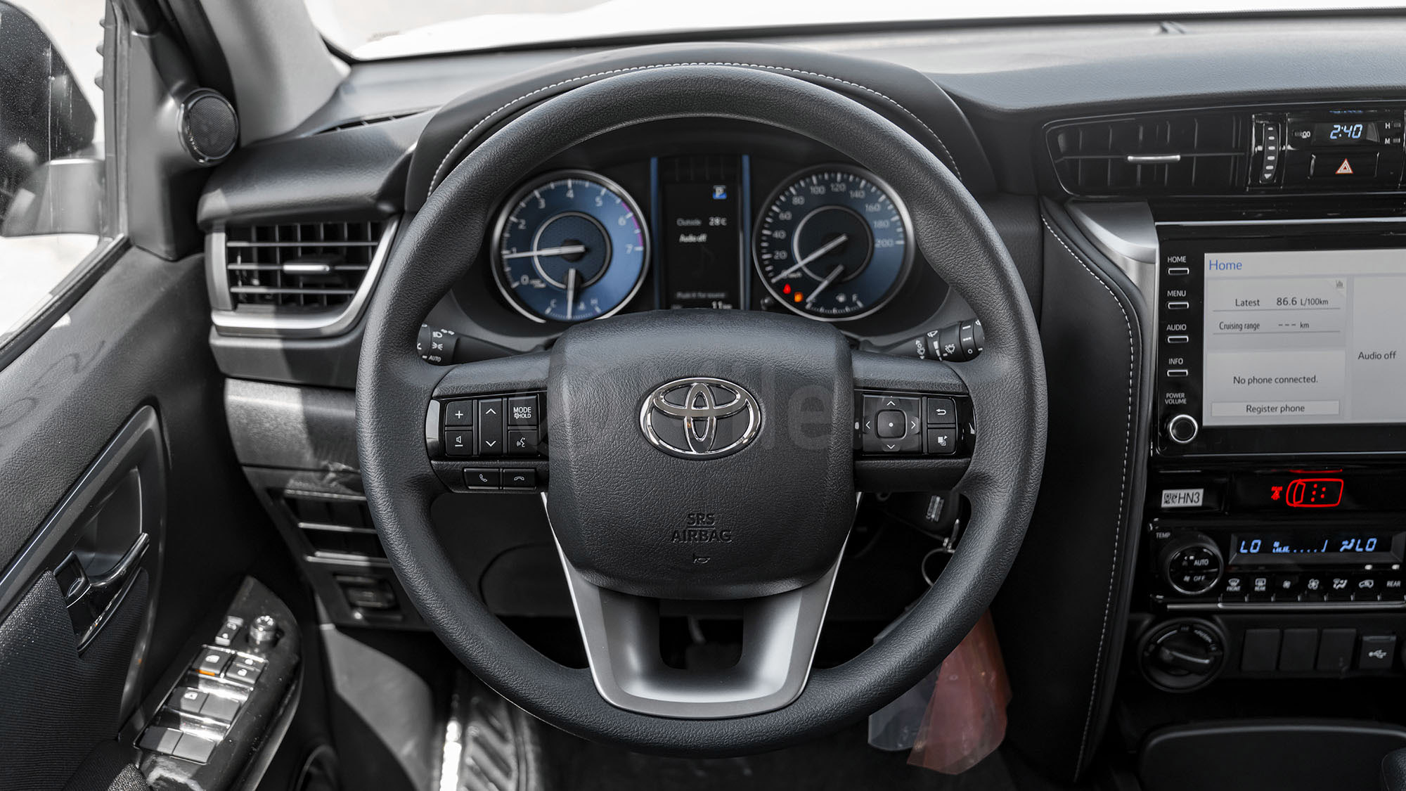 
								(LHD) TOYOTA FORTUNER 2.7P AT 4X4 MY2026 – ATTITUDE BLACK full									
