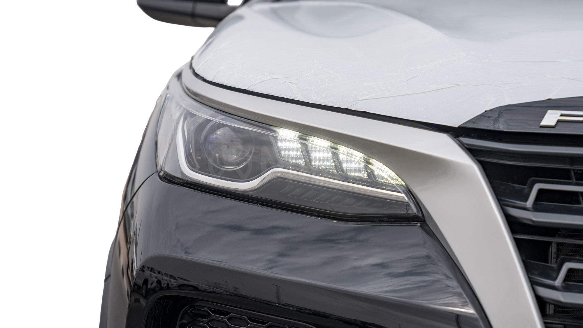 
(LHD) TOYOTA FORTUNER 2.7P AT 4X4 MY2025 – BLACK full									