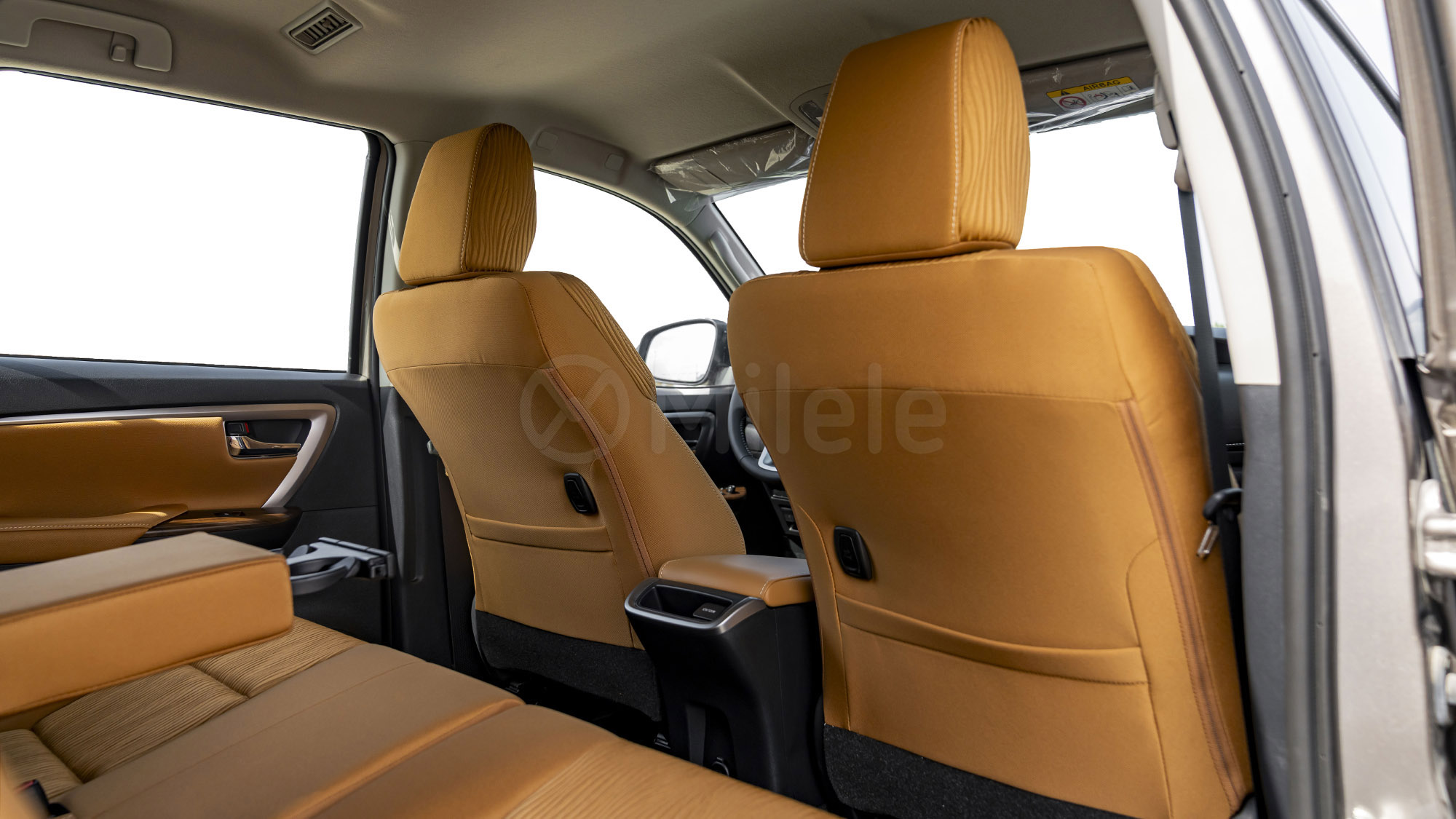 
(LHD) TOYOTA FORTUNER 2.7P AT 4X4 MY2025 – BRONZE full									