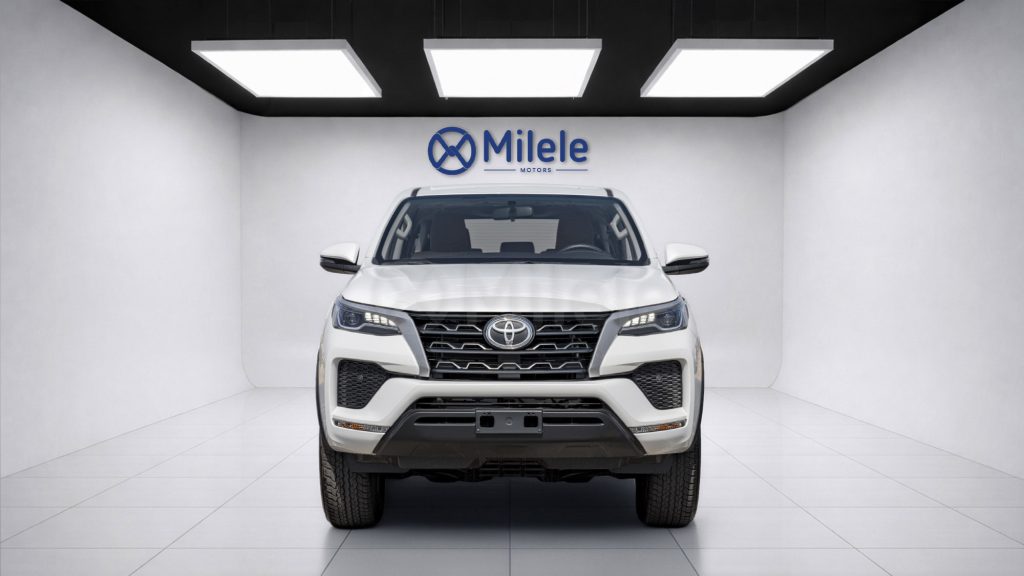 (LHD) TOYOTA FORTUNER 2.7P AT 4X2 MY2025 – WHITE
