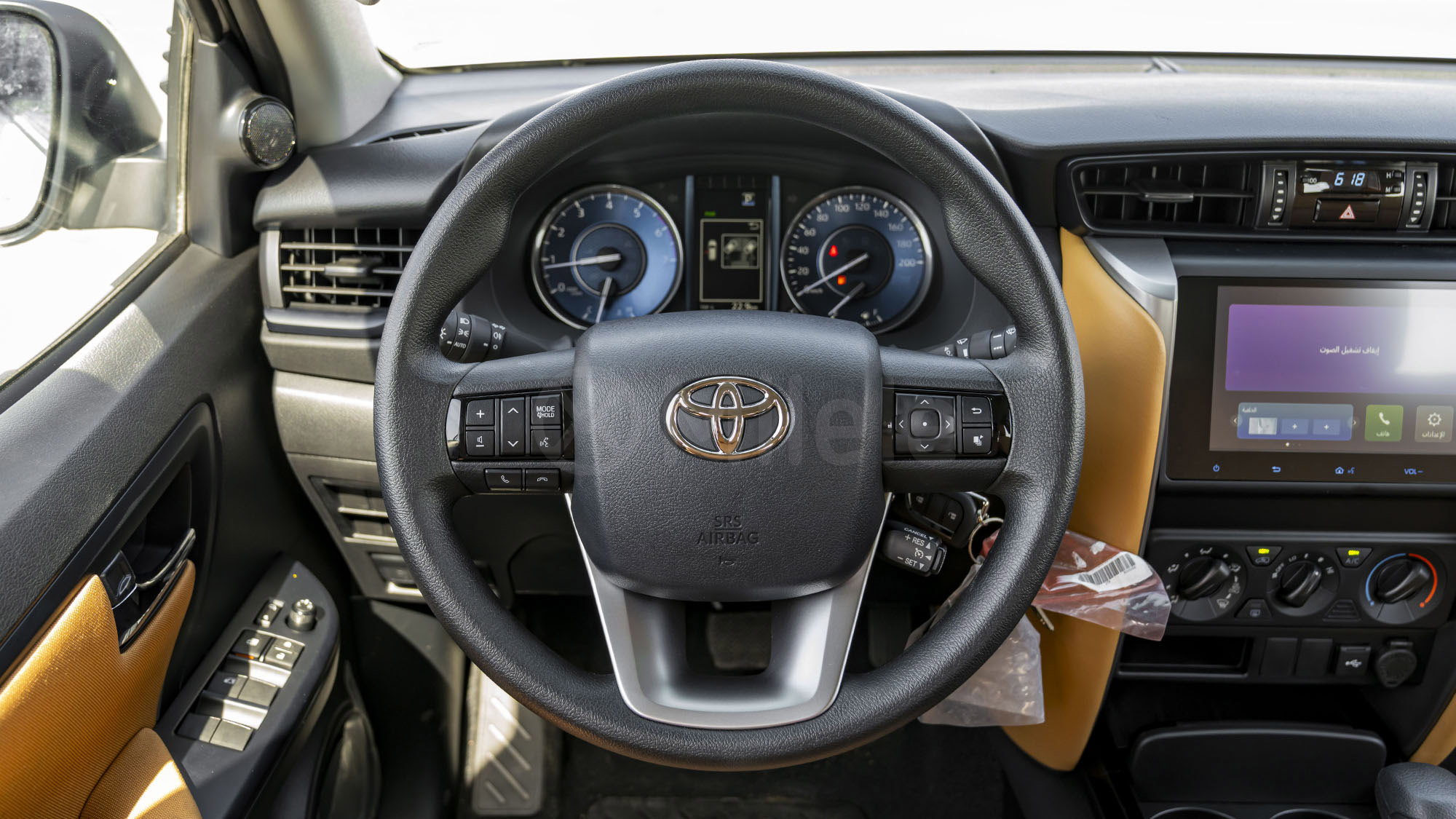 
								(LHD) TOYOTA FORTUNER 2.7P AT 4X2 MY2025 – WHITE full									
