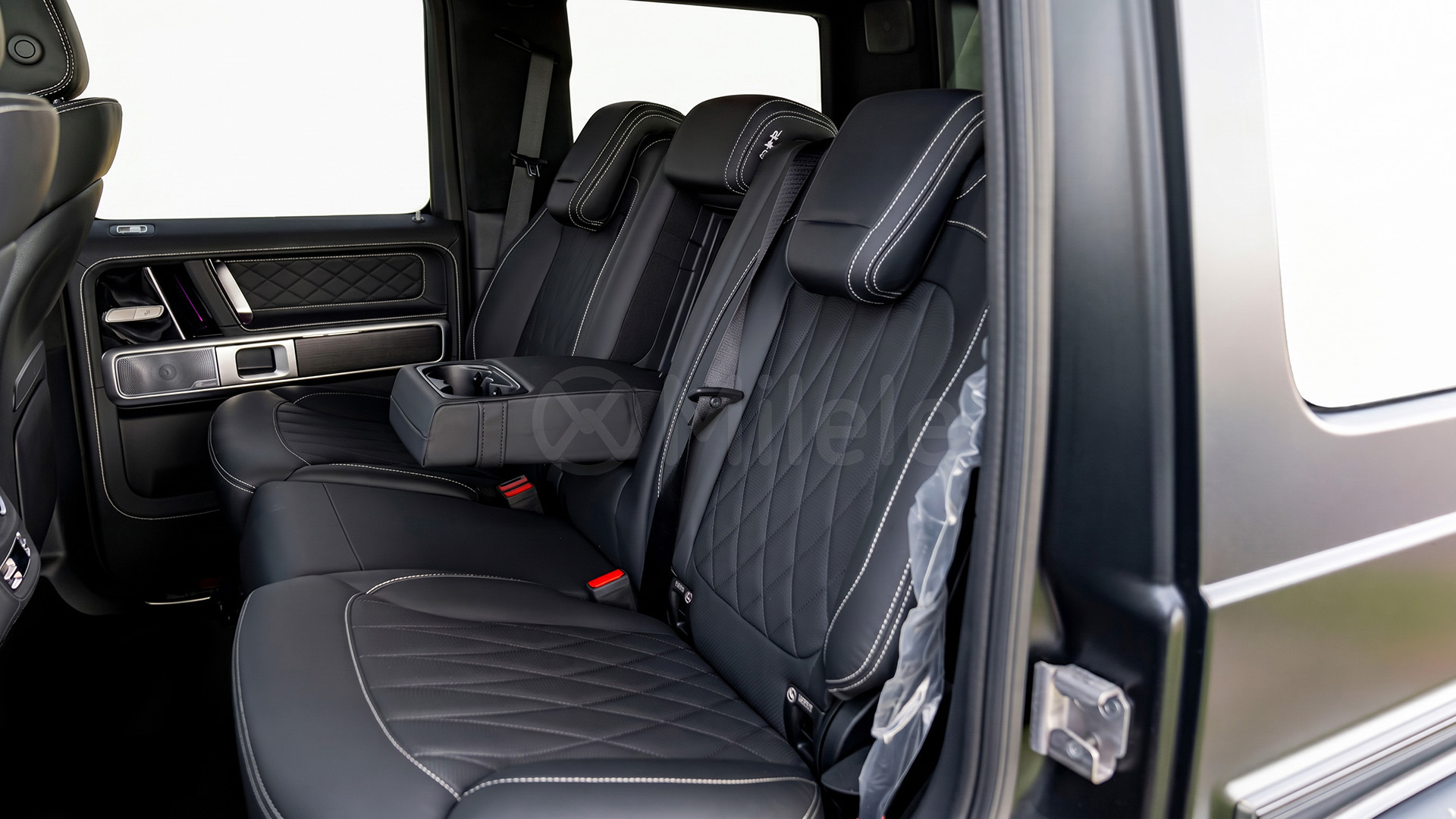 
(LHD) MERCEDES BENZ G CLASS G 63 4.0P AT AWD MY2026 – BLACK full									