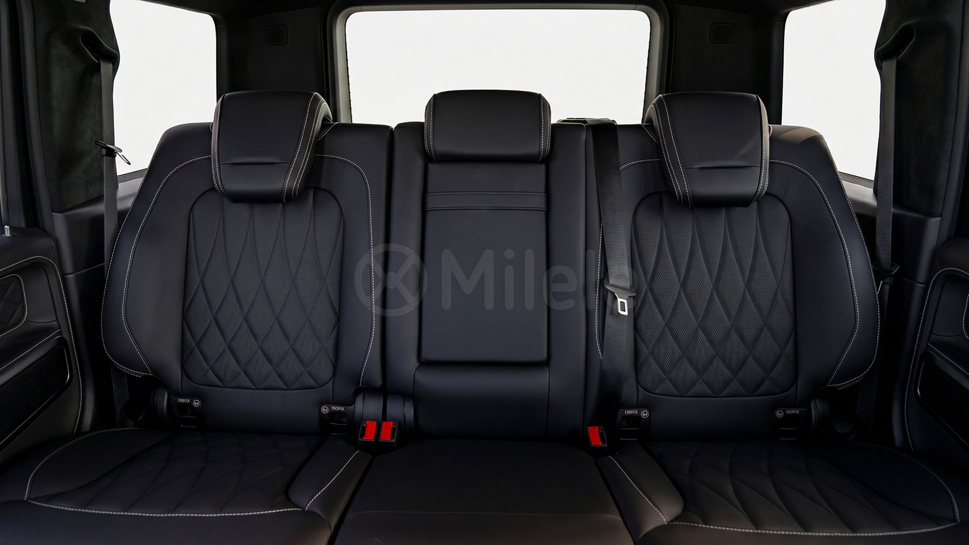 
(LHD) MERCEDES BENZ G CLASS G 63 4.0P AT AWD MY2026 – BLACK full									