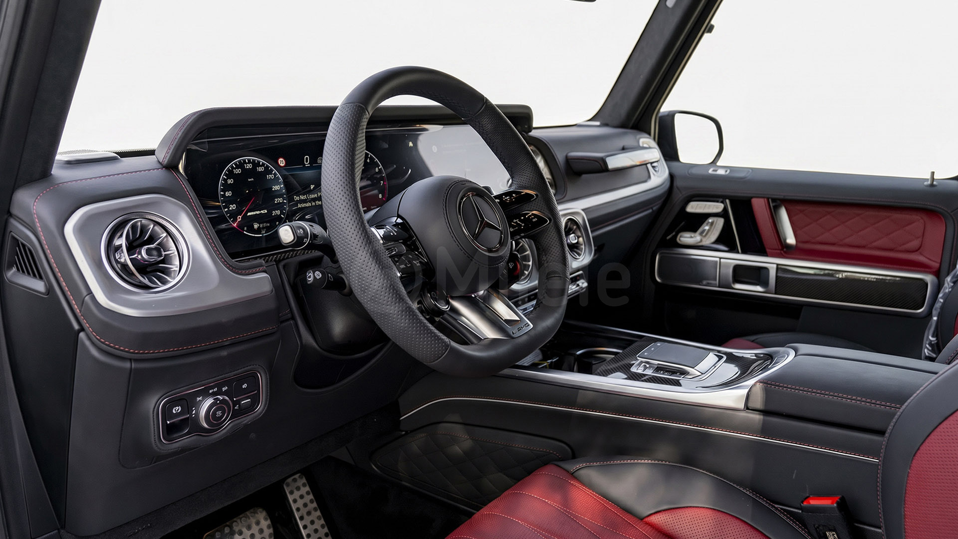 
								(LHD) MERCEDES BENZ G CLASS G 63 4.0P AT AWD MY2026 – BLACK full									