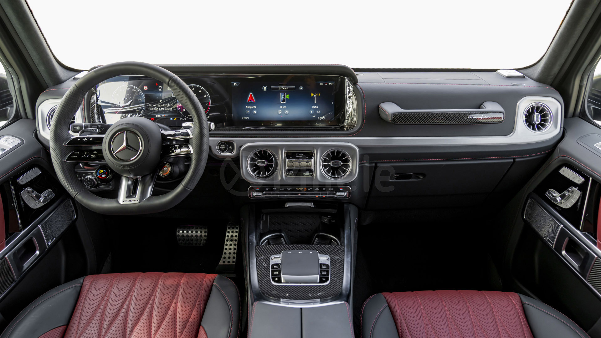
								(LHD) MERCEDES BENZ G CLASS G 63 4.0P AT AWD MY2026 – BLACK full									