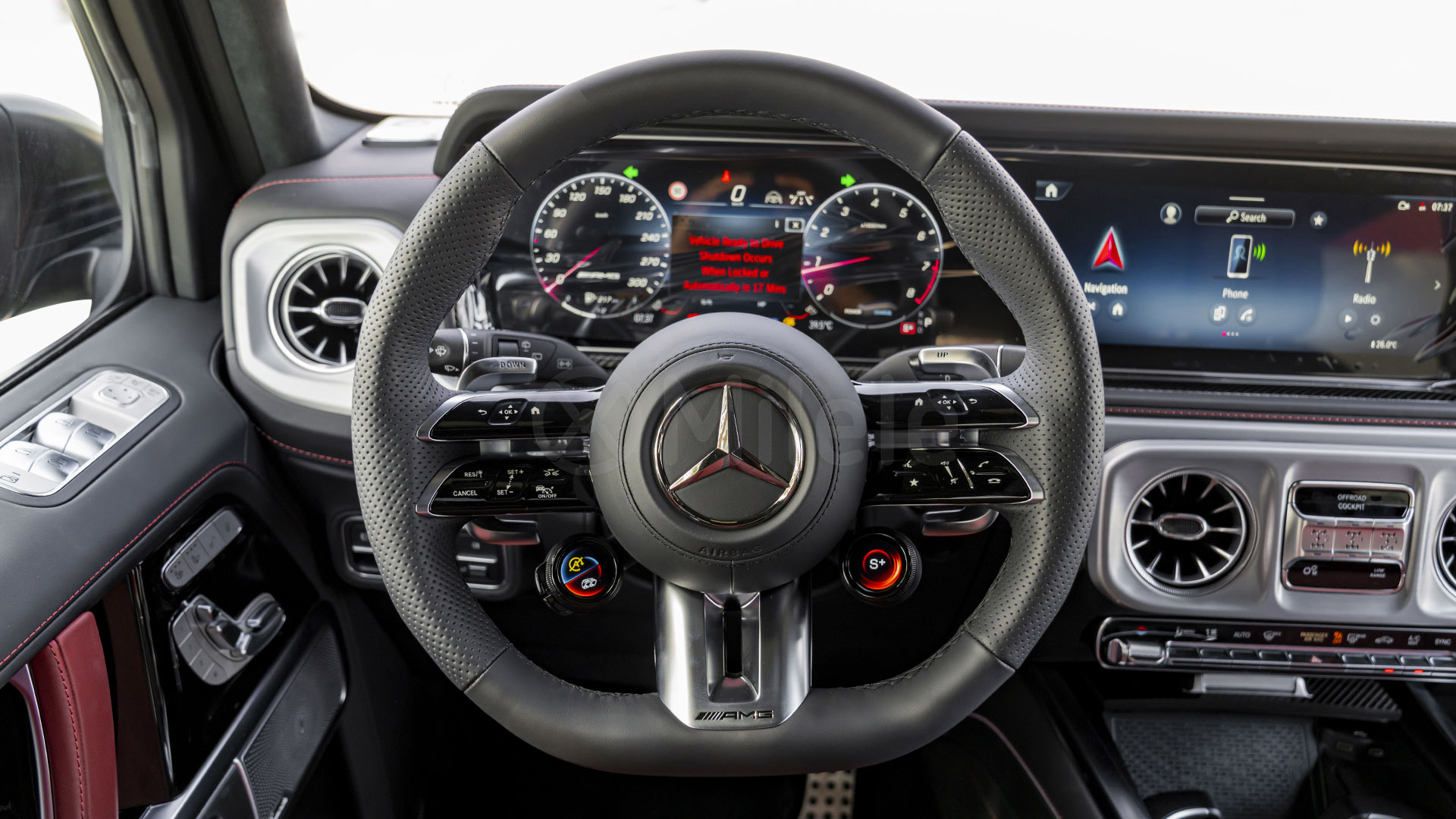 
								(LHD) MERCEDES BENZ G CLASS G 63 4.0P AT AWD MY2026 – BLACK full									