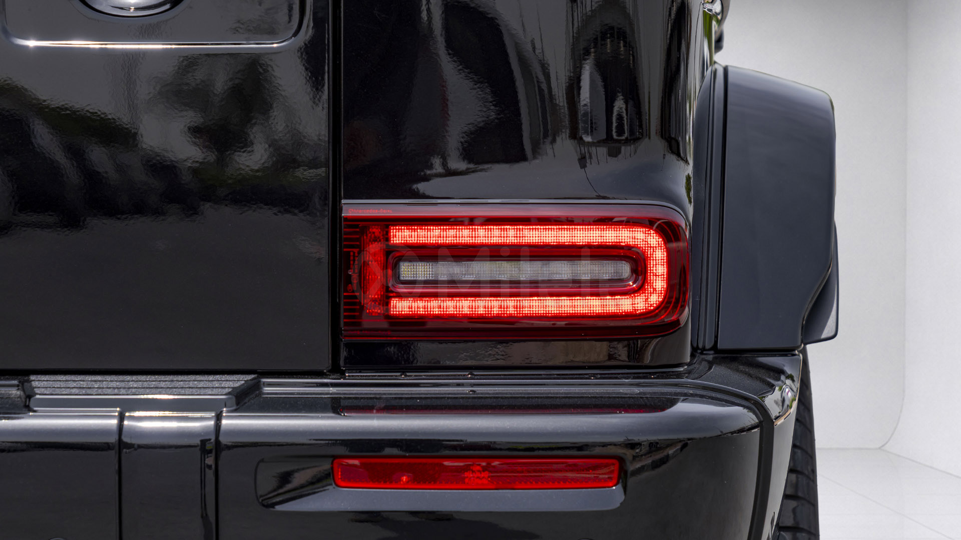 
								(LHD) MERCEDES BENZ G CLASS G 63 4.0P AT AWD MY2026 – BLACK full									