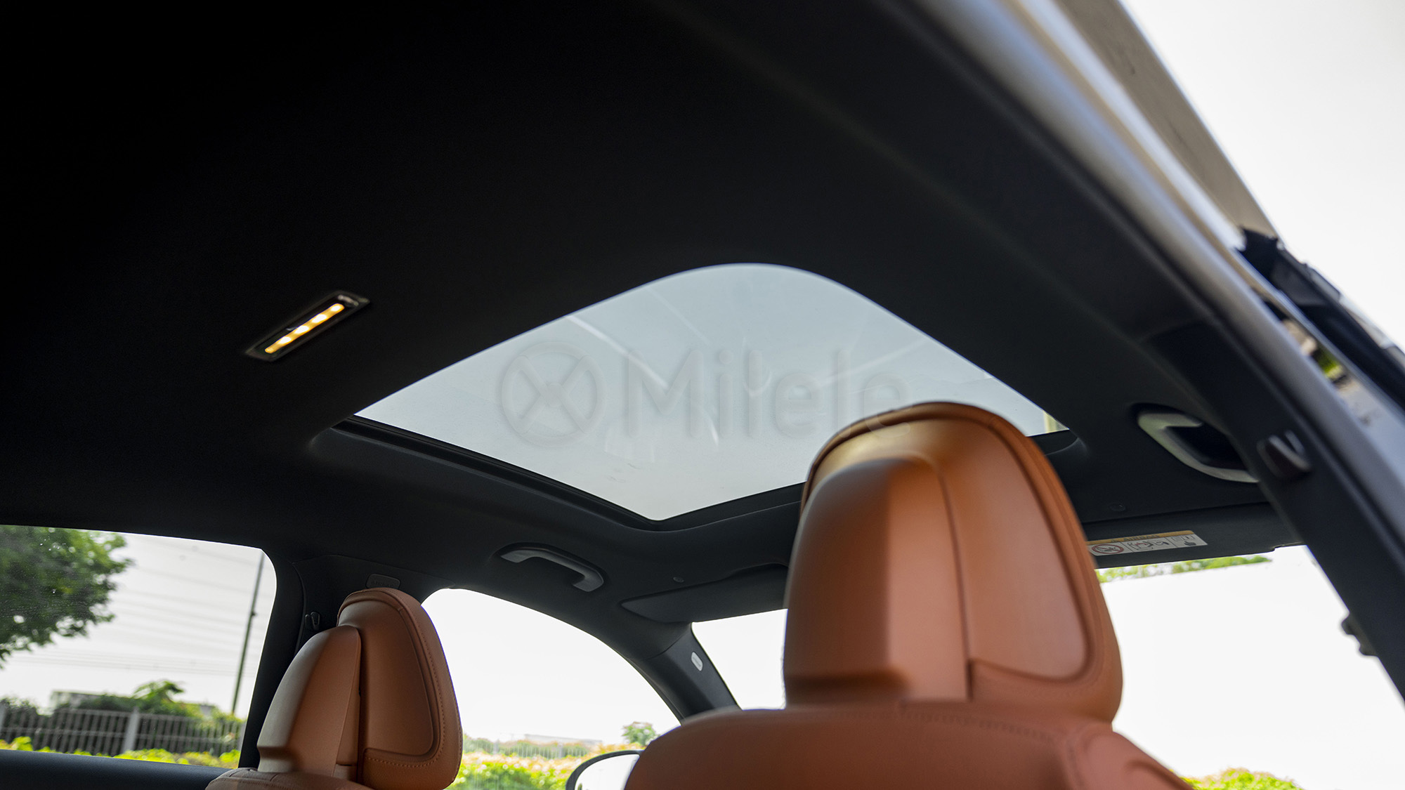 
(LHD) MERCEDES BENZ GLC COUPE 200 2.0P AT 4MATIC MY2025 – BLACK full									