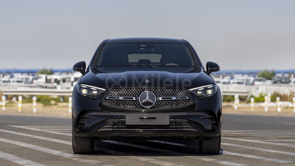 (LHD) MERCEDES BENZ GLC COUPE 200 2.0P AT 4MATIC MY2025 – BLACK