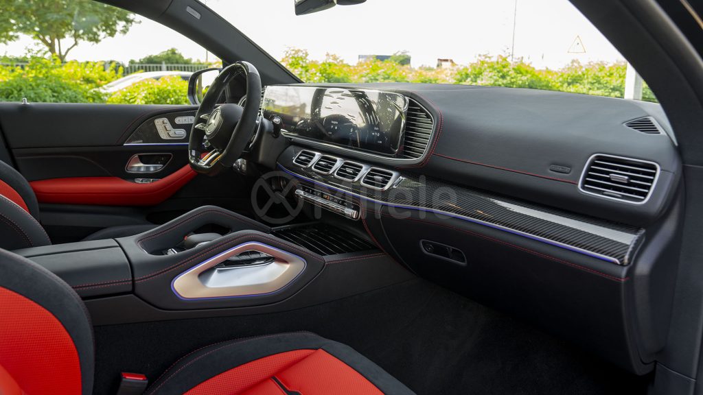 (LHD) MERCEDES BENZ GLE COUPE 53 3.0P AT 4MATIC MY2025 – BLACK