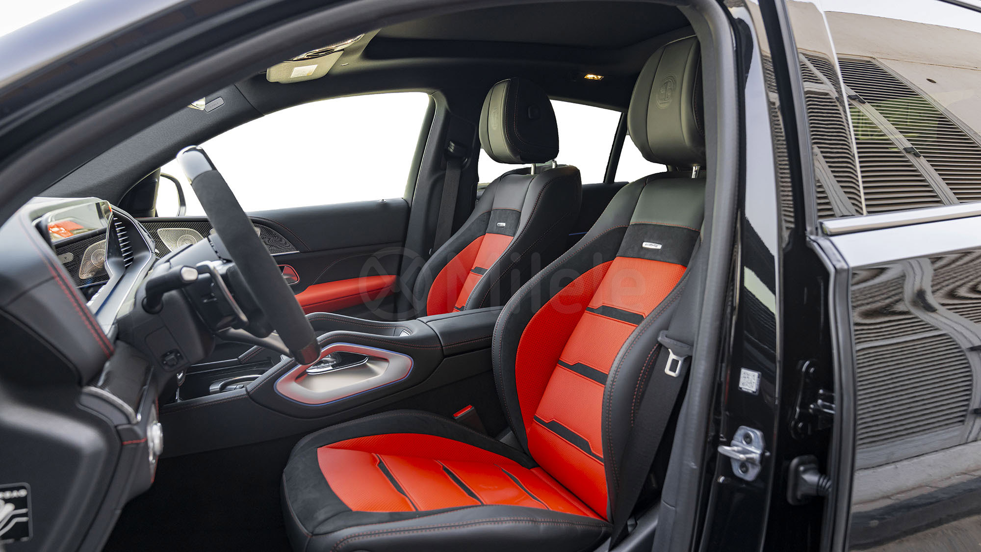 
								(LHD) MERCEDES BENZ GLE COUPE 63 S 4.0P AT 4MATIC MY2026 – Black full									