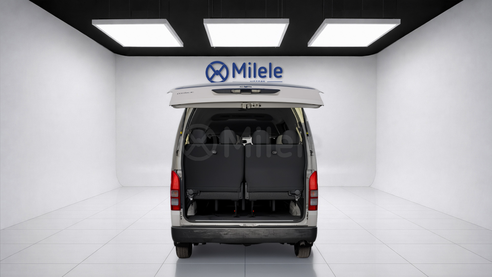 
								(LHD) HIACE HR 15 SEATER 2.5D MT full									